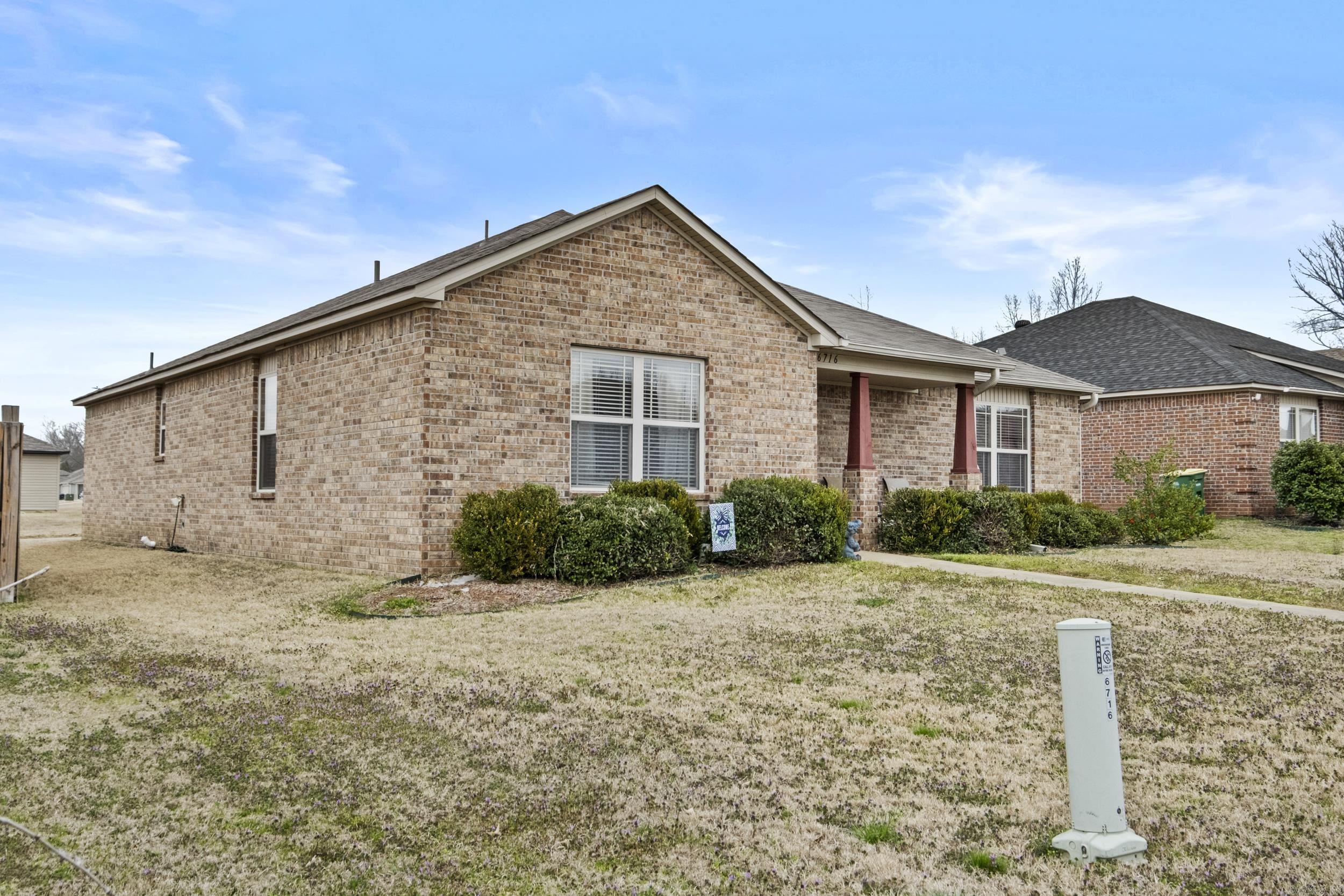 6716 Ridgemist Lane