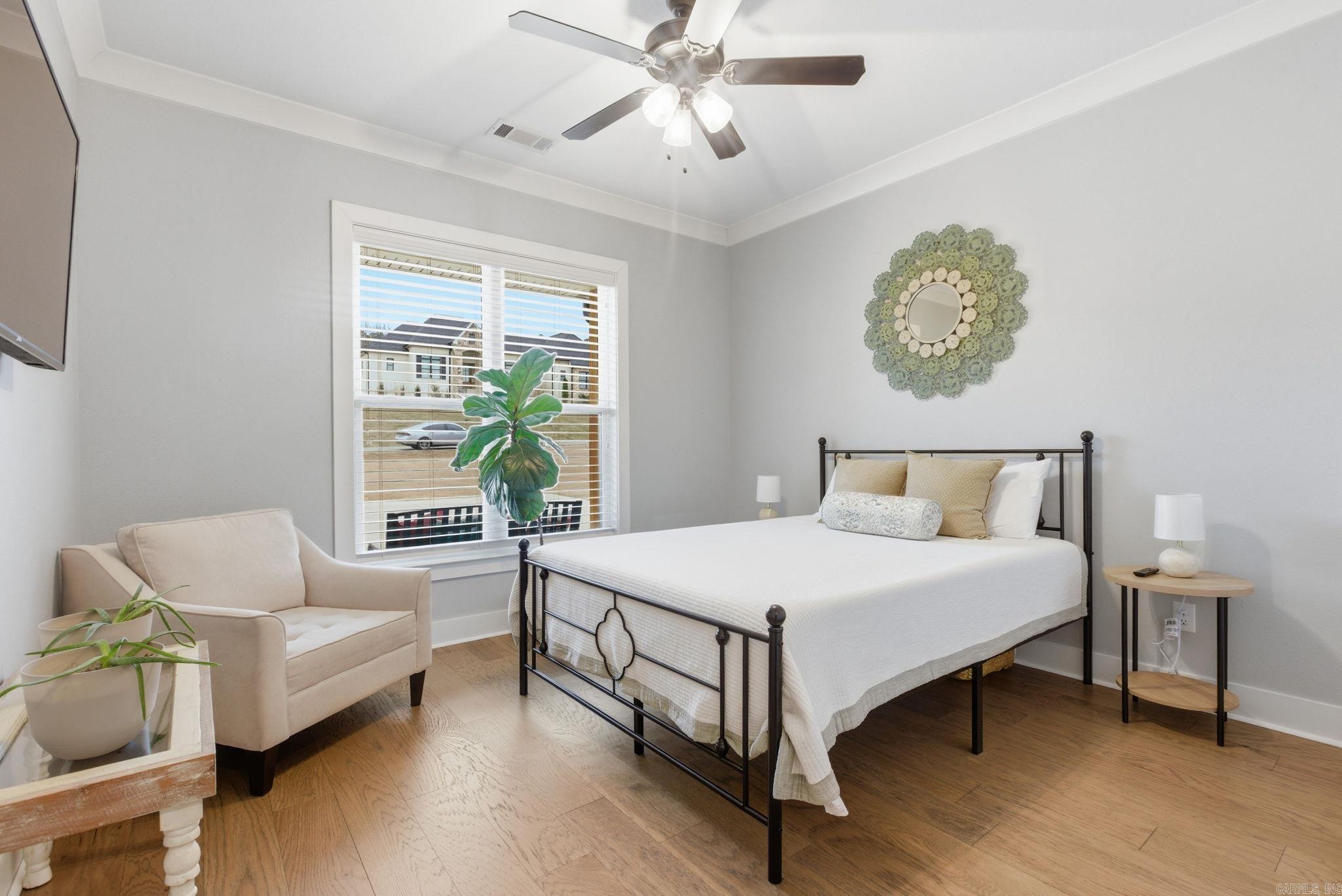 877 Belle Grove Loop