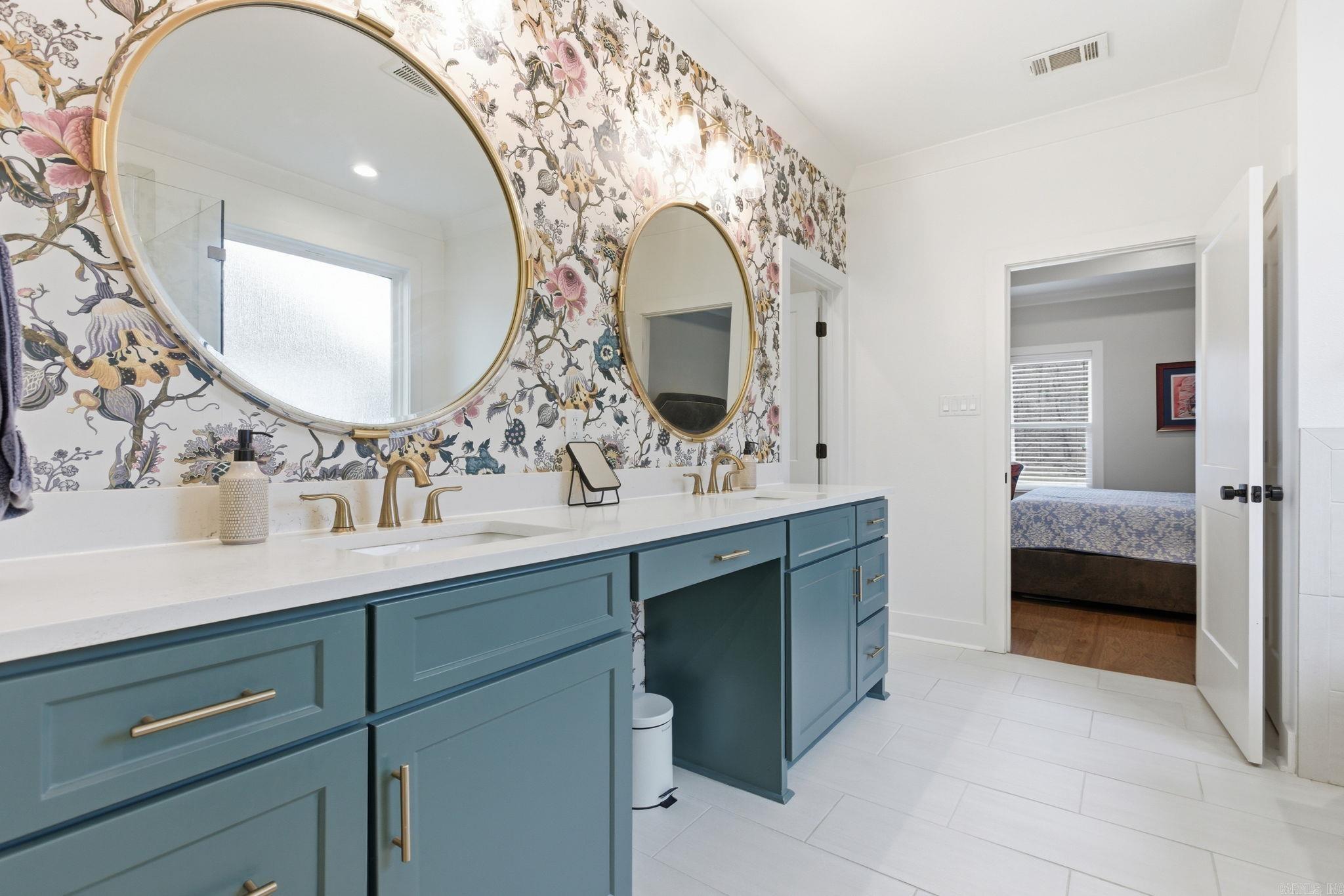 877 Belle Grove Loop