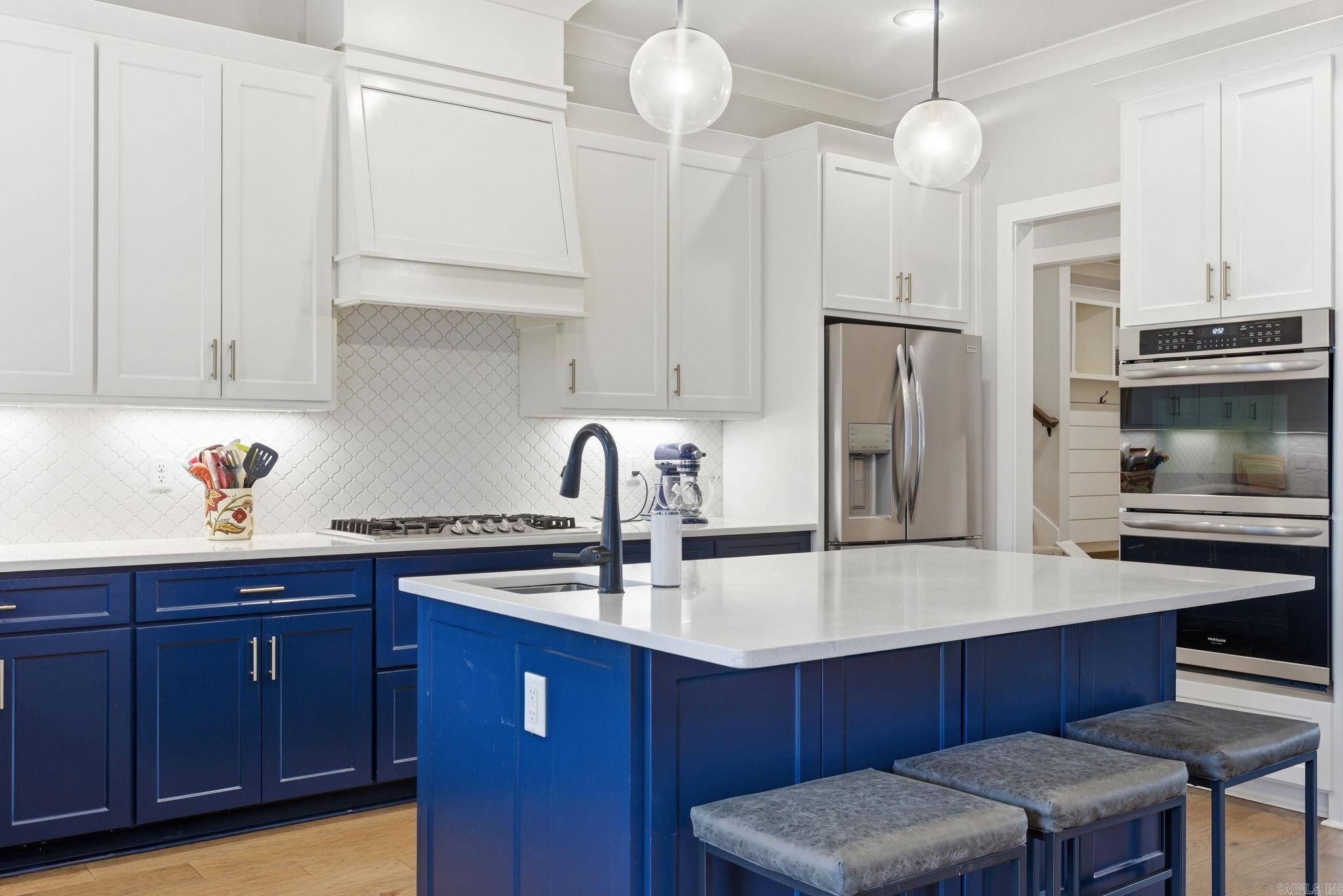 877 Belle Grove Loop