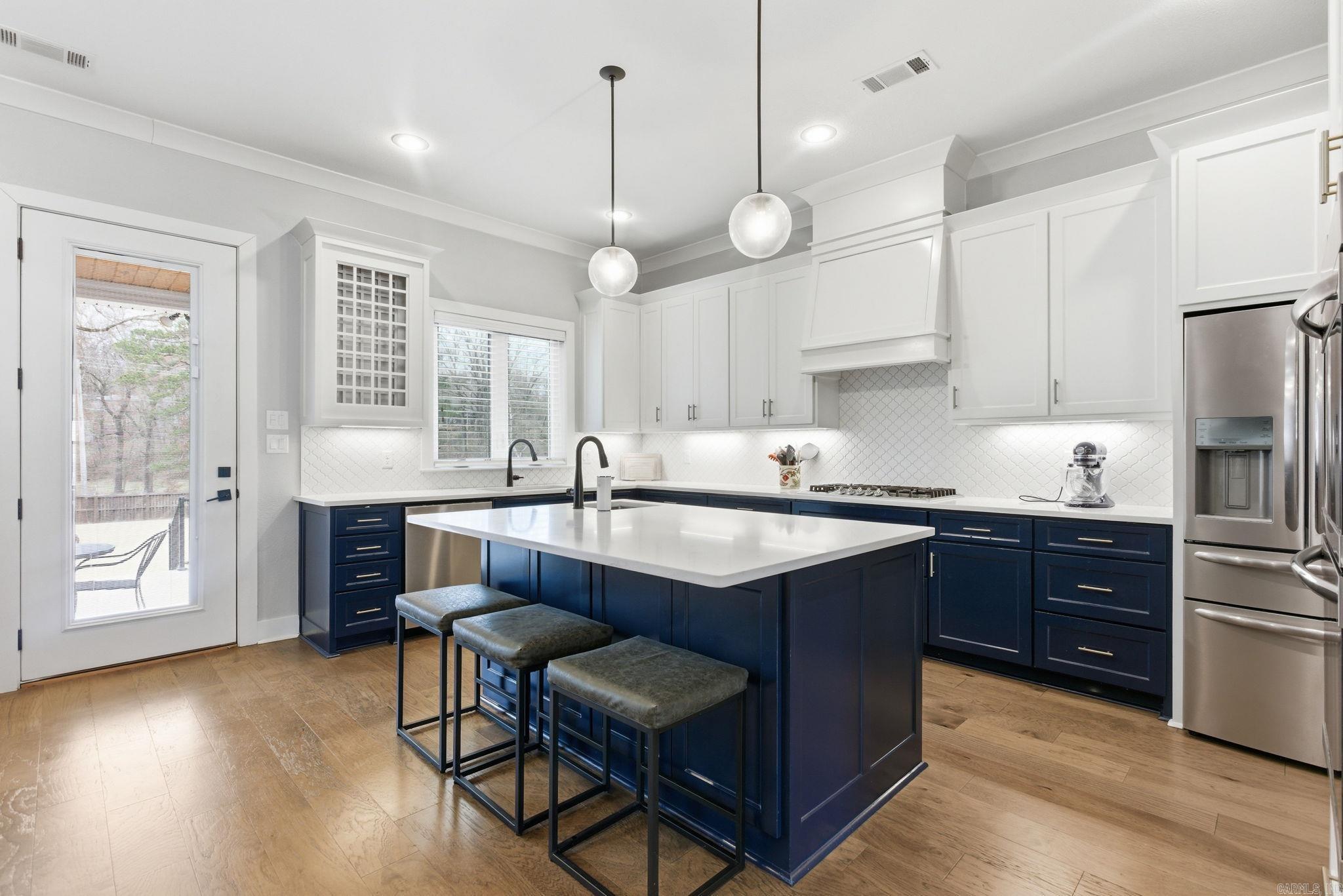 877 Belle Grove Loop