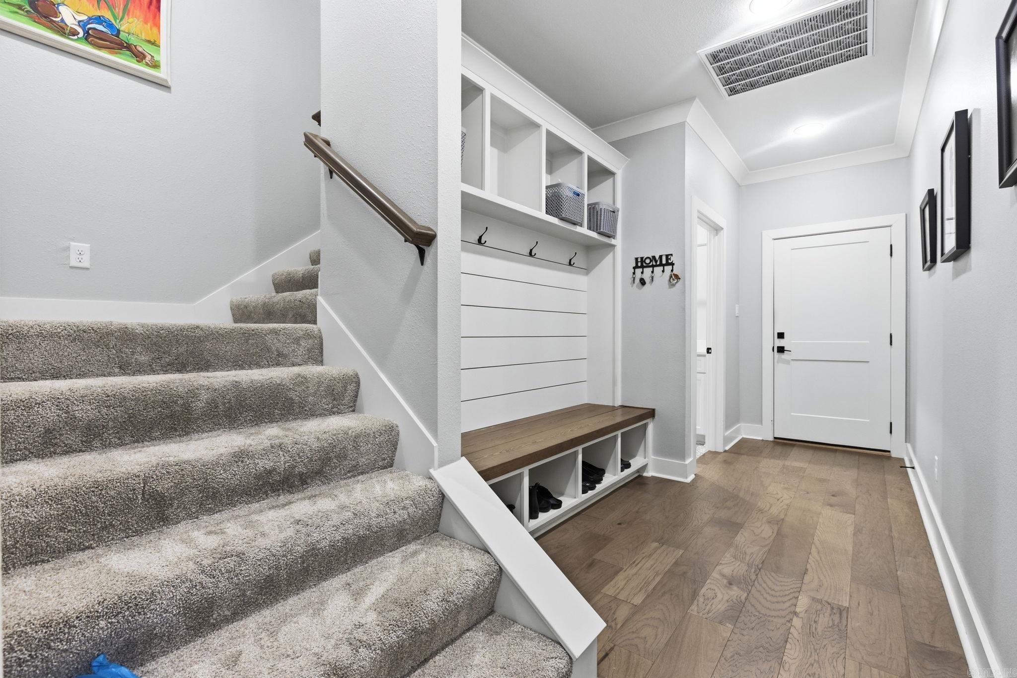 877 Belle Grove Loop