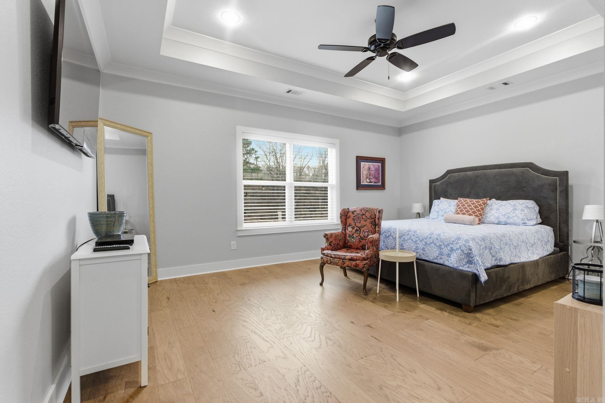 877 Belle Grove Loop