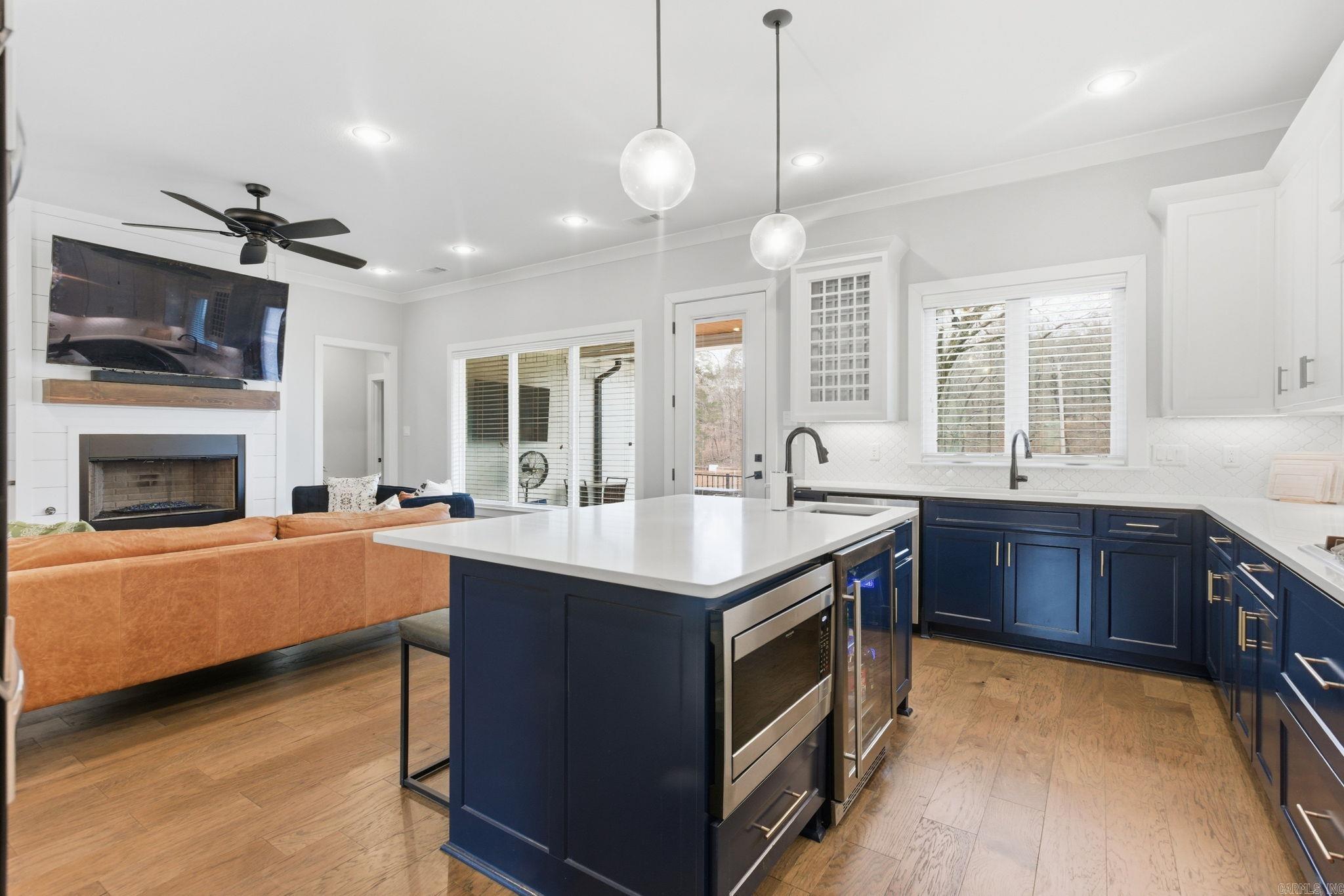 877 Belle Grove Loop