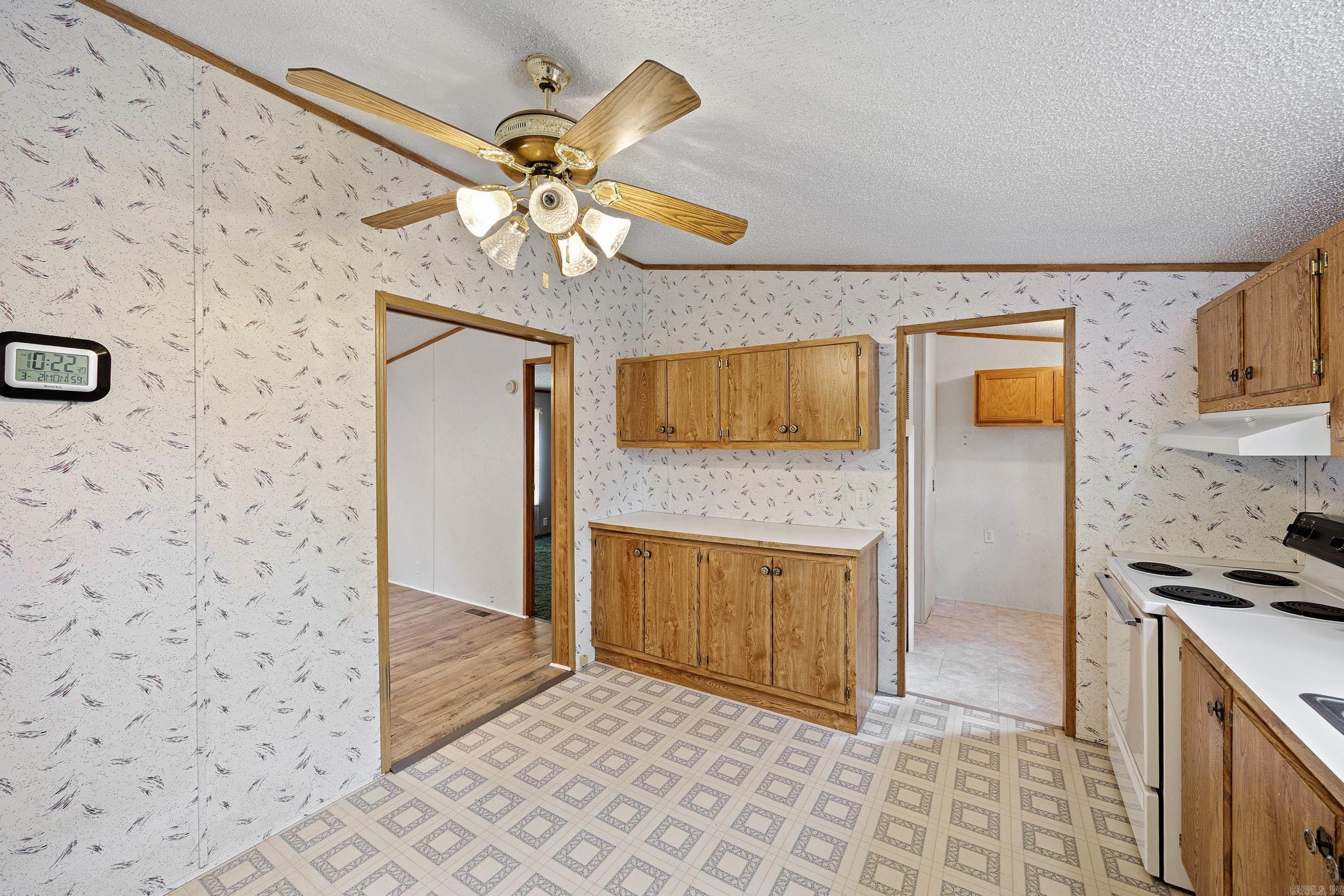 10776 Pin Oak Loop
