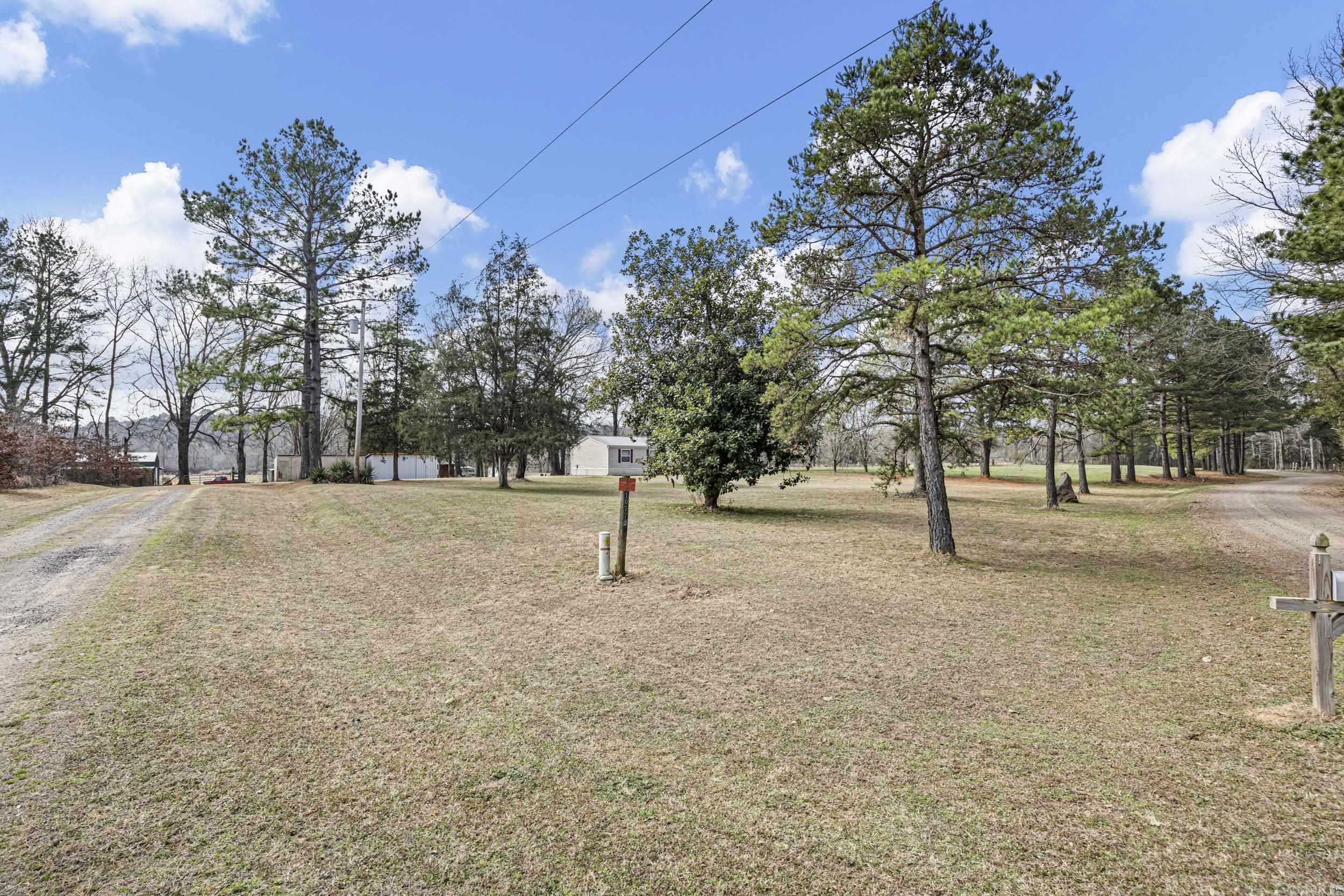 10776 Pin Oak Loop