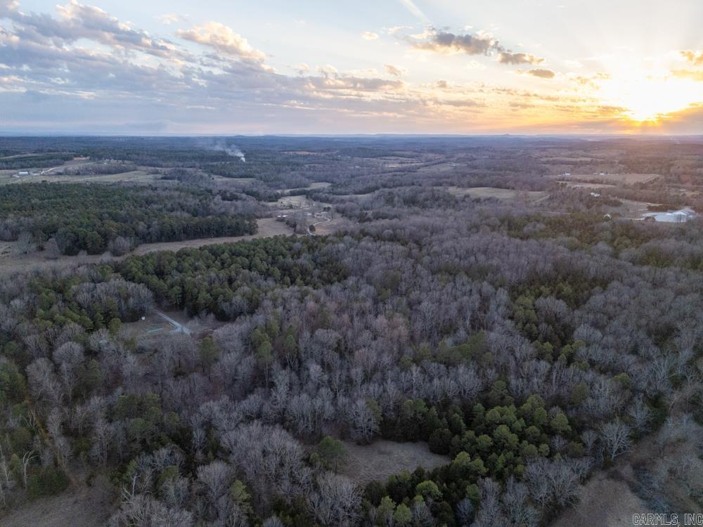 9238 Elizabeth Road