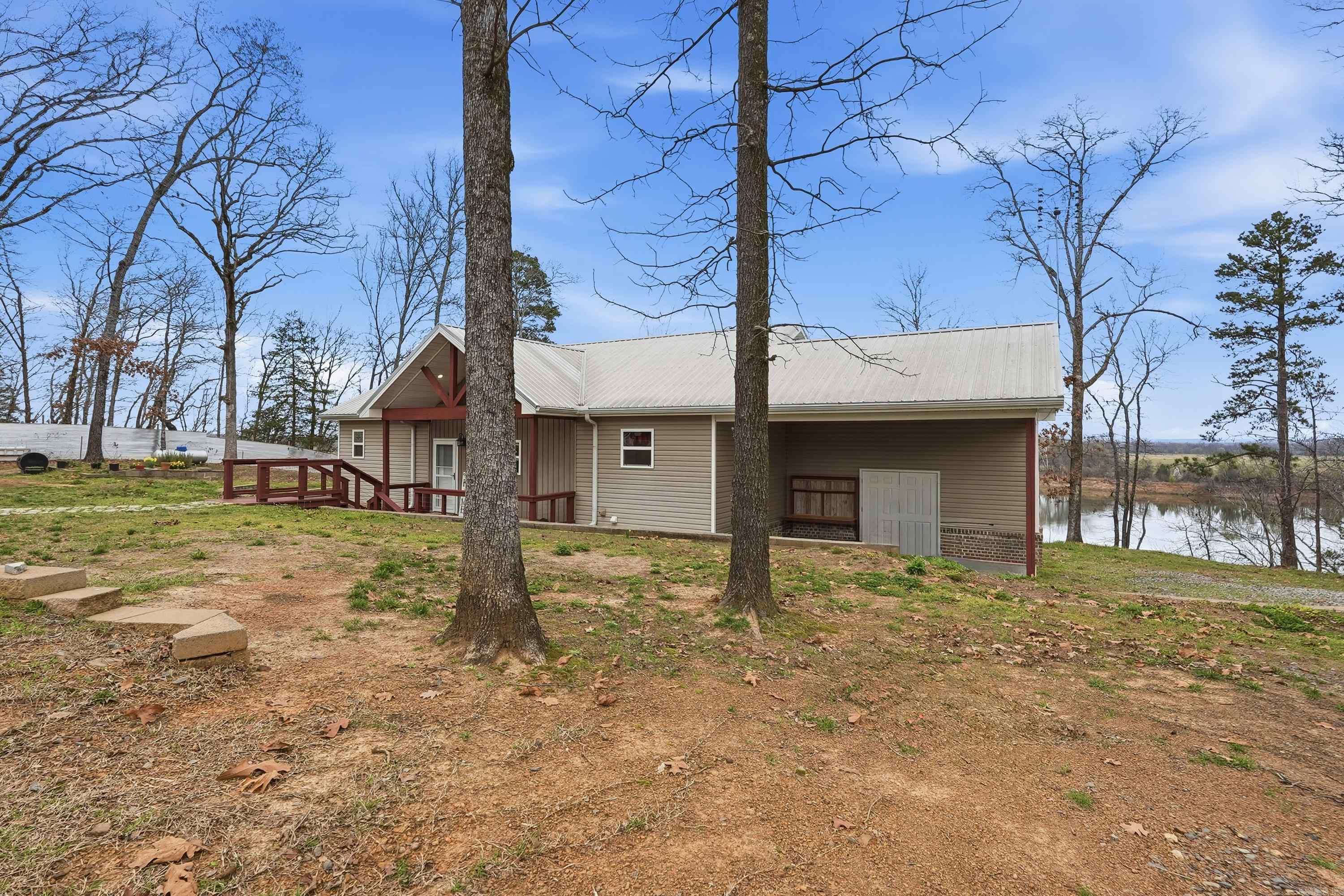 906 Stony Point Road