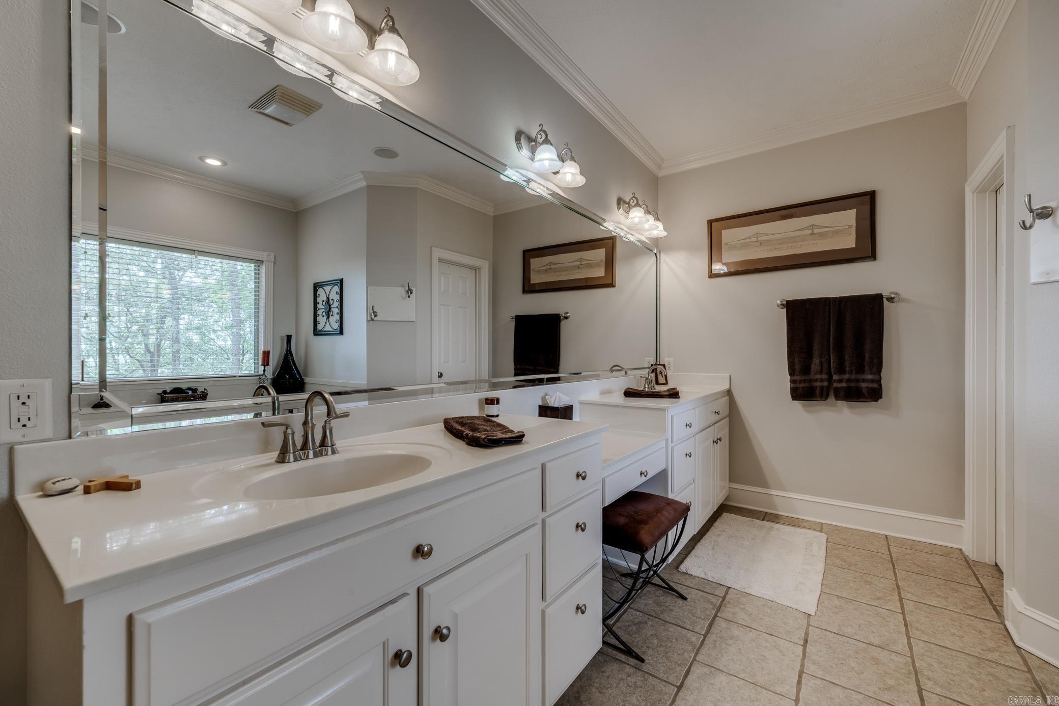 4135 Zachary Trail