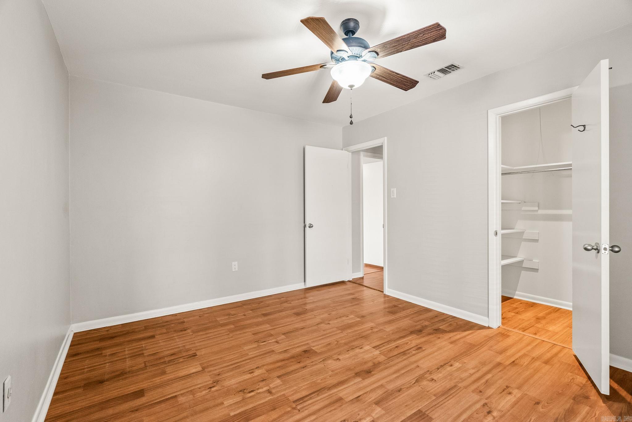 10 Forrest Lane