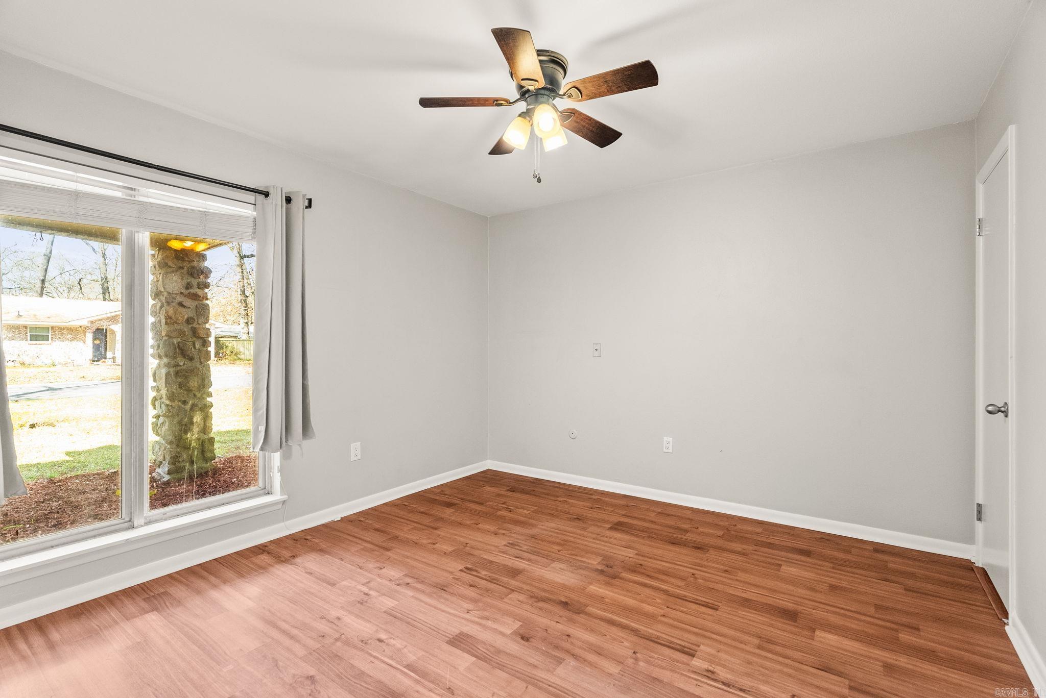 10 Forrest Lane