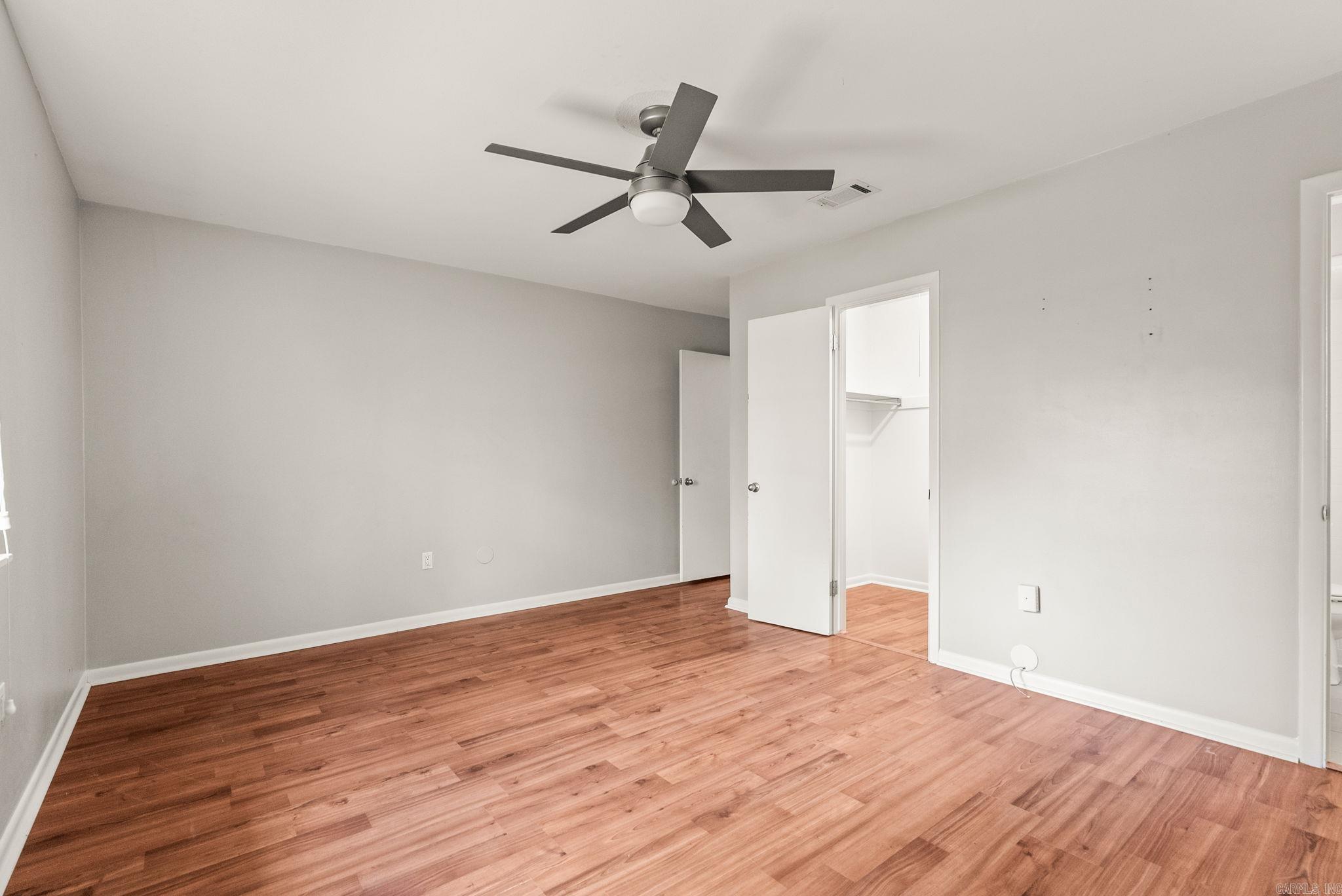 10 Forrest Lane