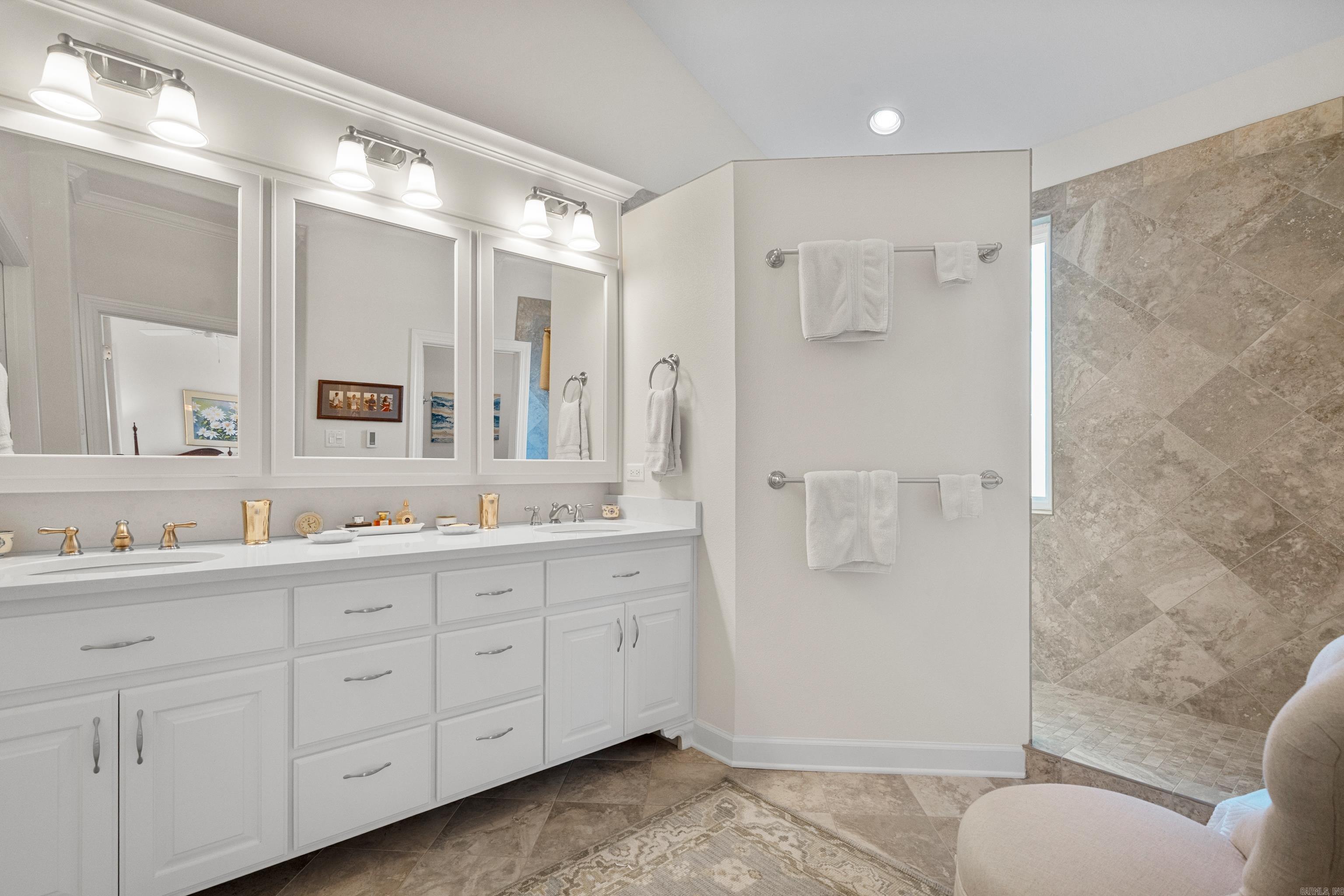 30 Stonegate Shores Drive