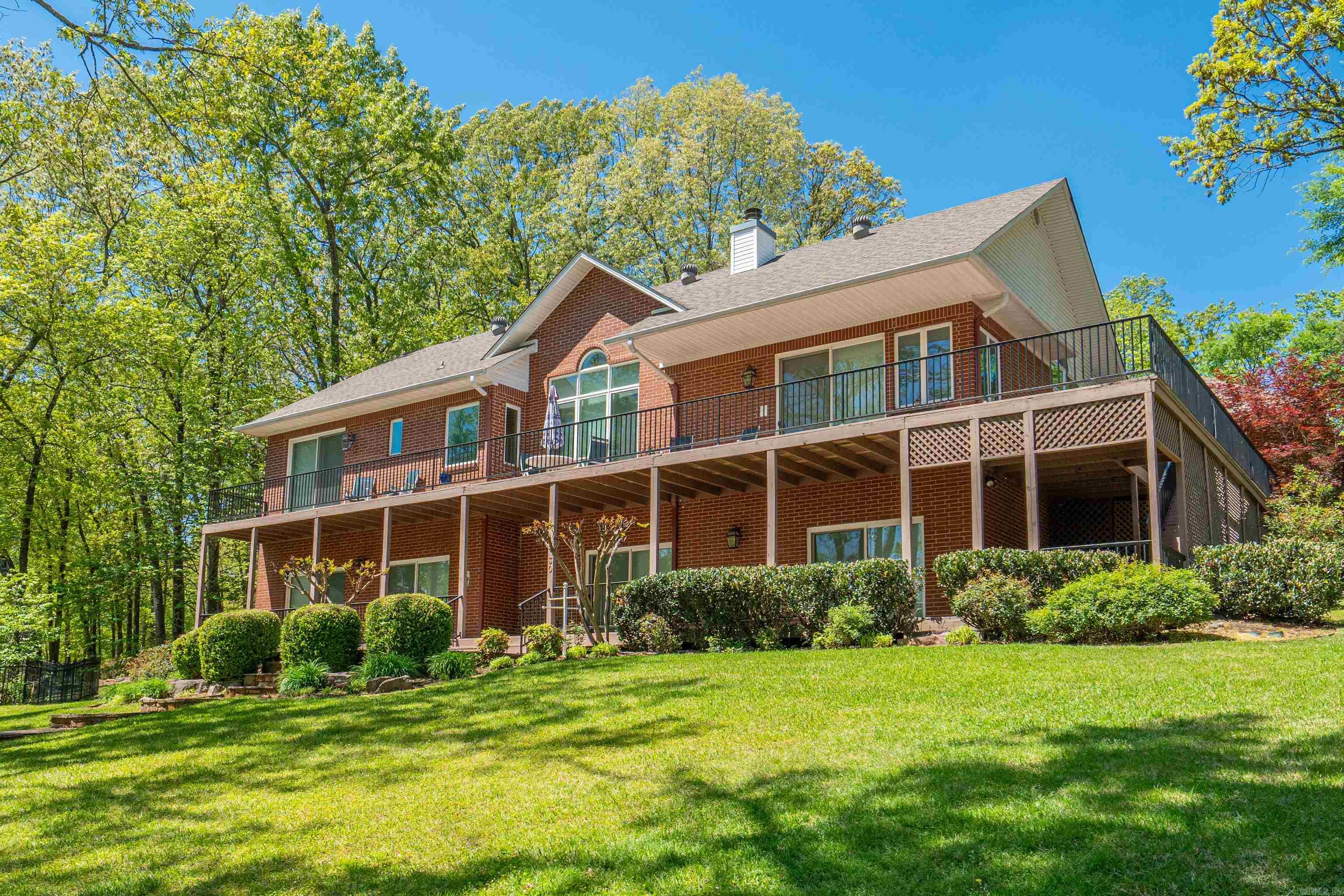 30 Stonegate Shores Drive