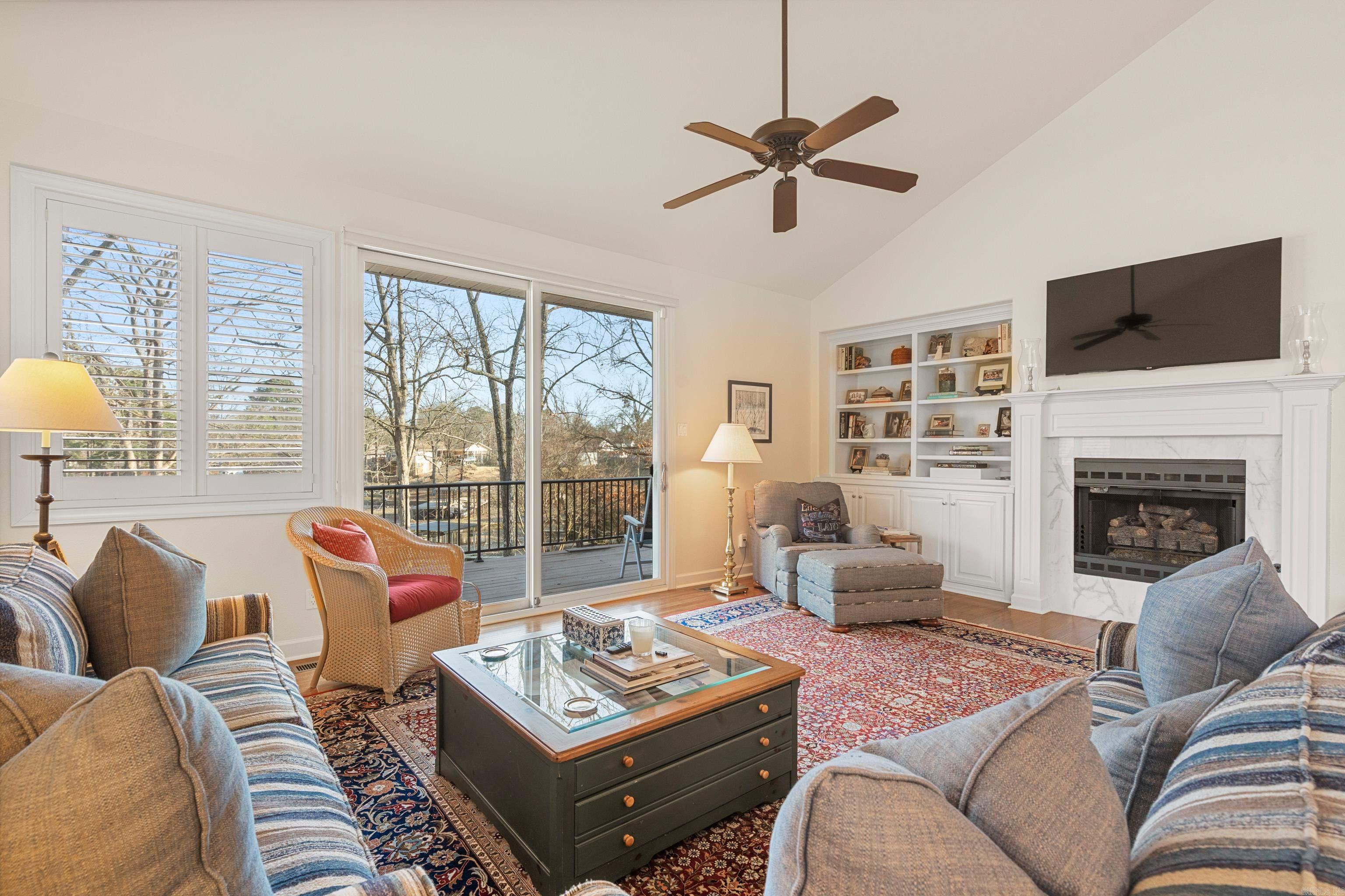 30 Stonegate Shores Drive