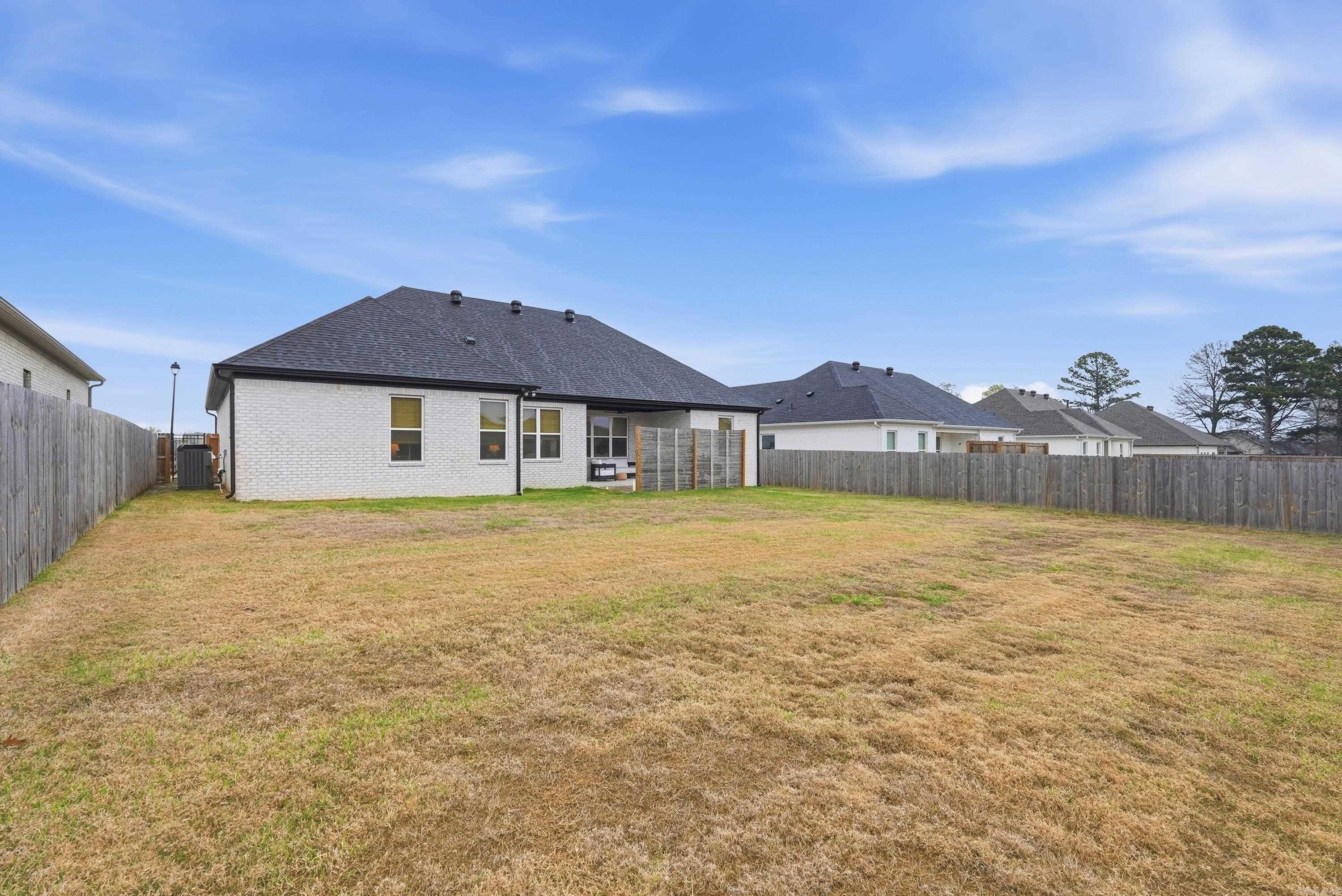 2455 WILMINGTON DR