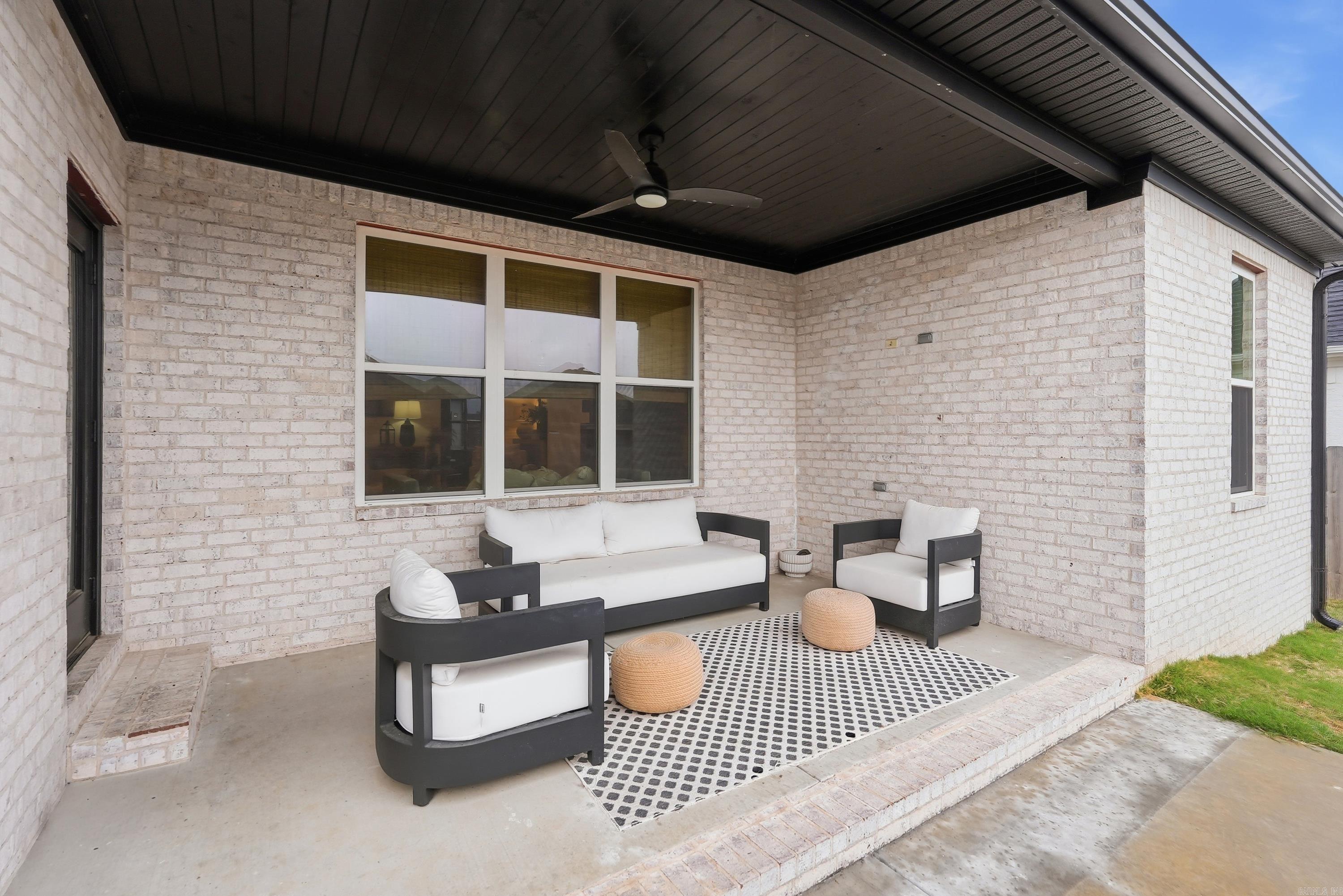 2455 WILMINGTON DR
