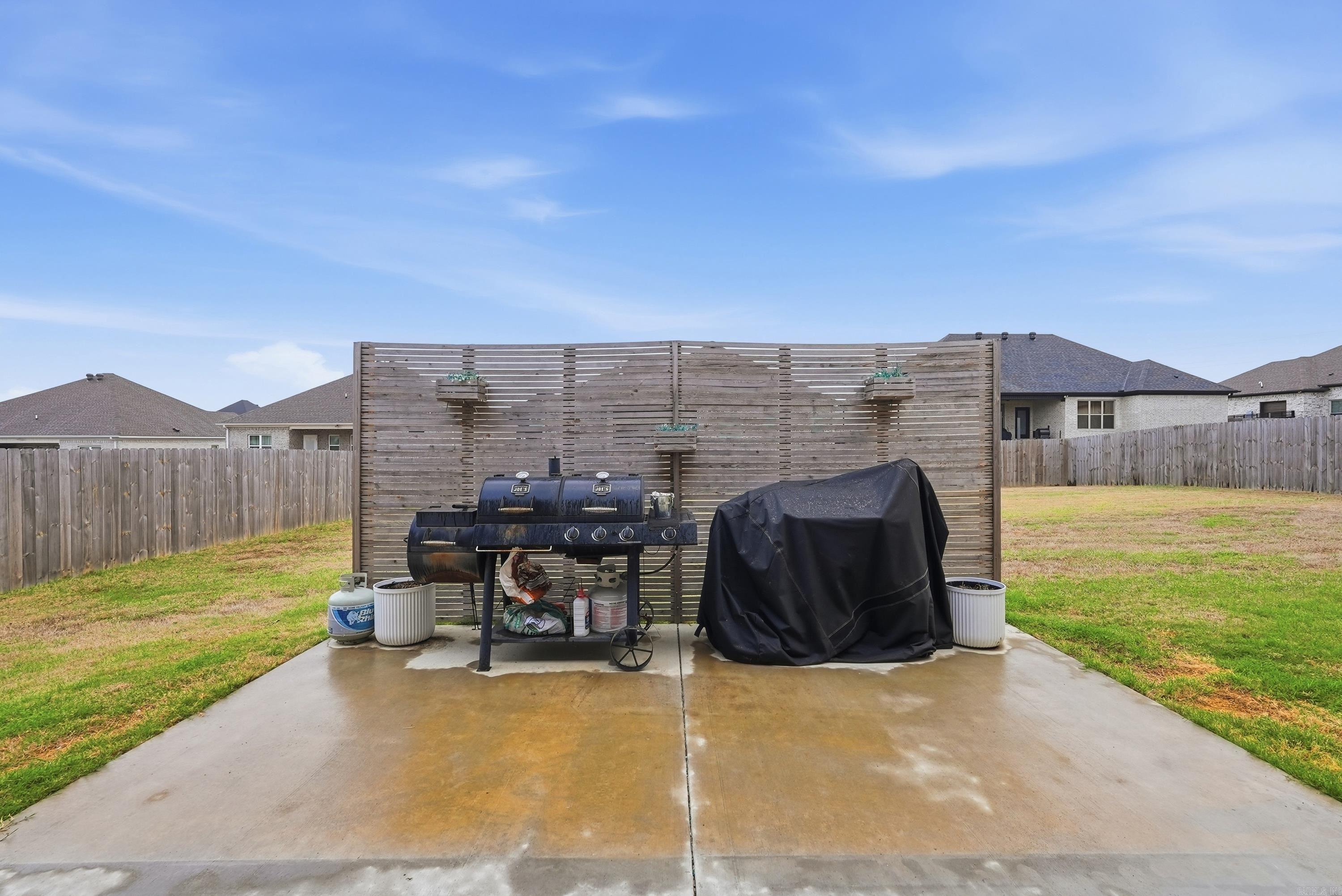 2455 WILMINGTON DR
