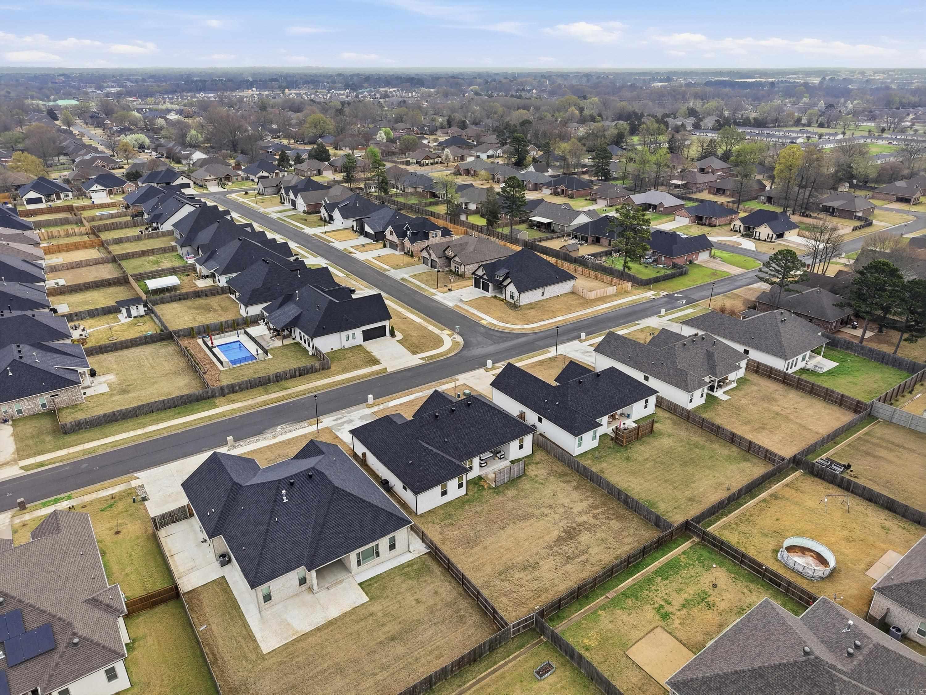 2455 WILMINGTON DR