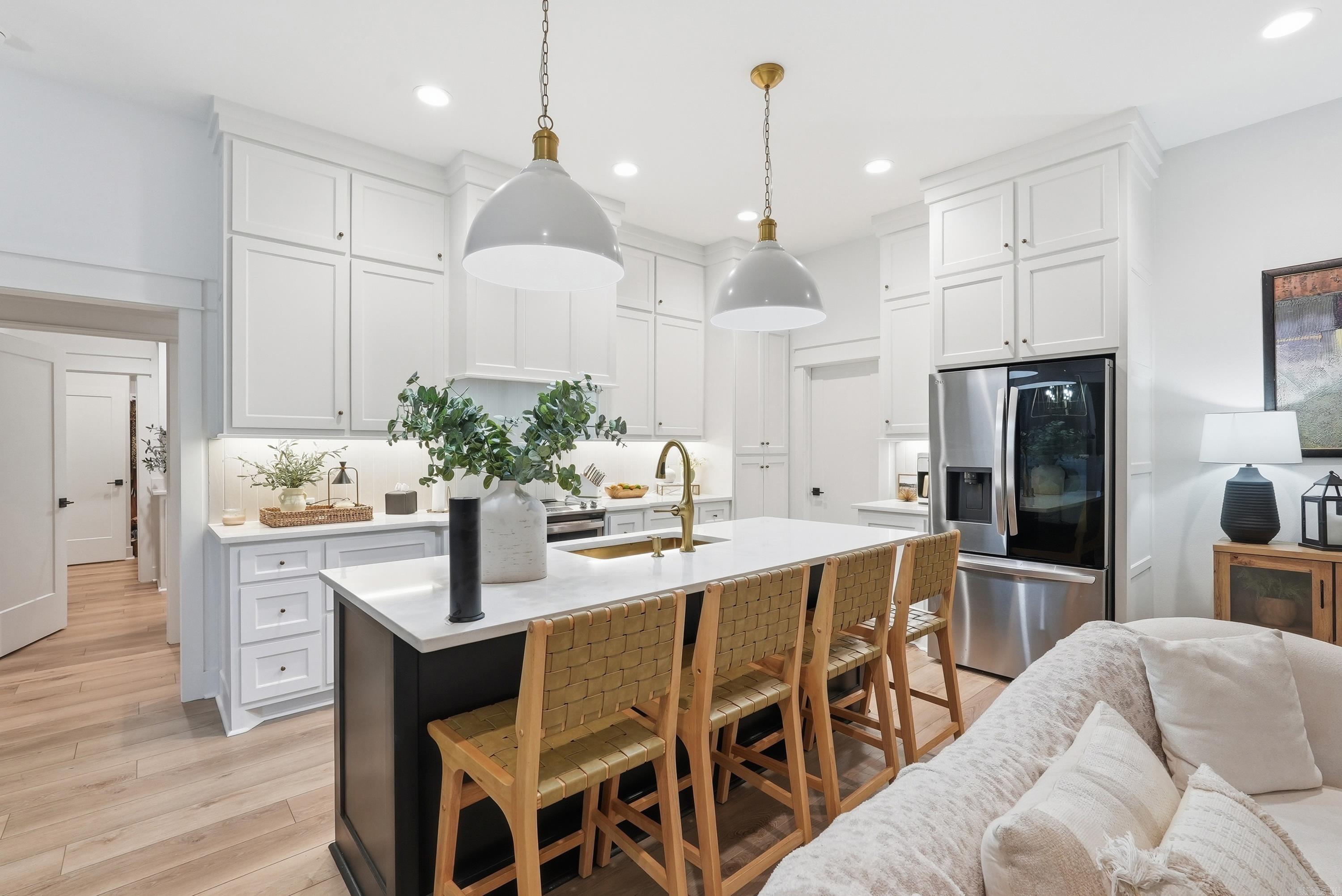2455 WILMINGTON DR