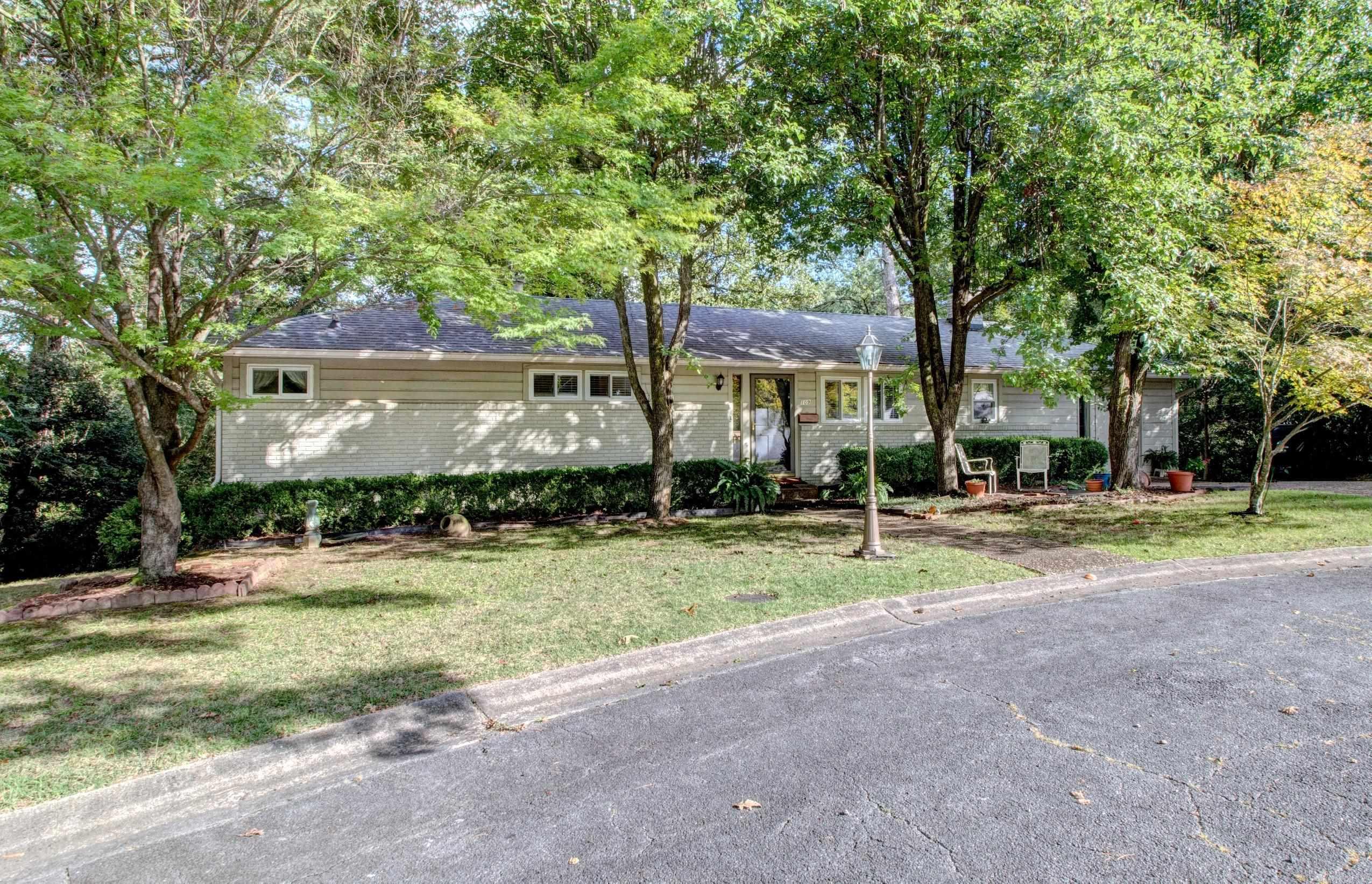 109 Winnwood Road