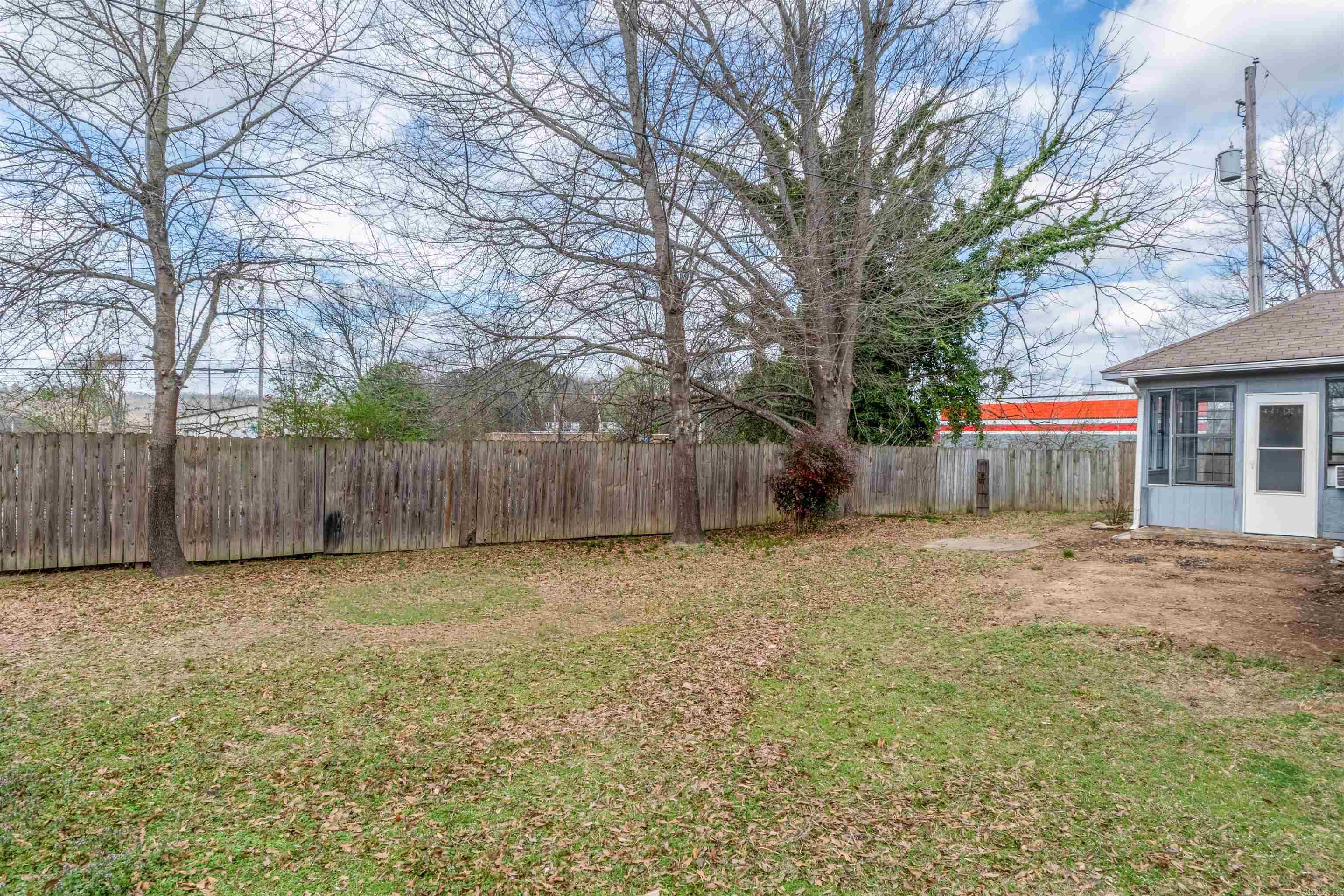 18 Steele Magnolia