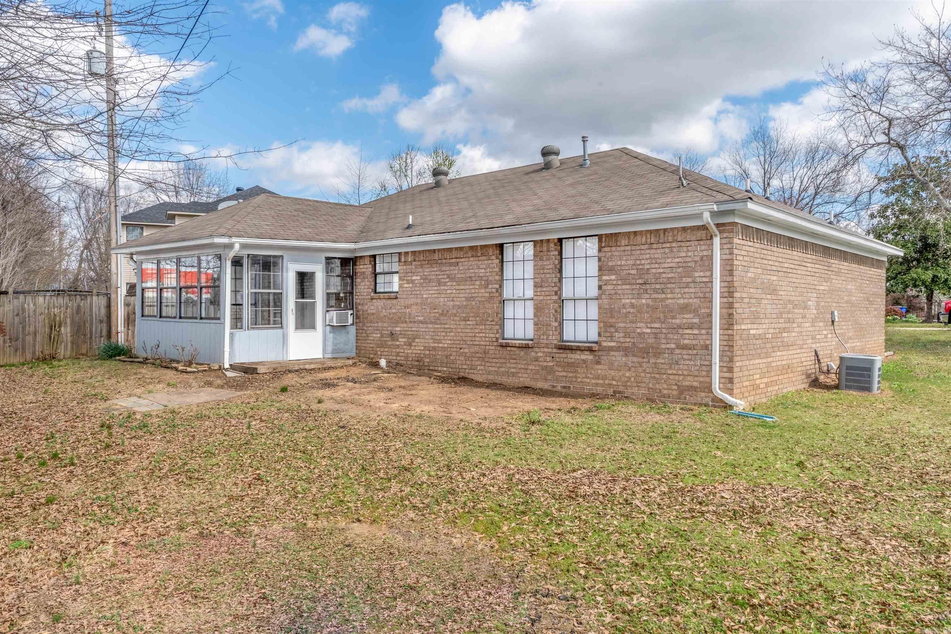 18 Steele Magnolia