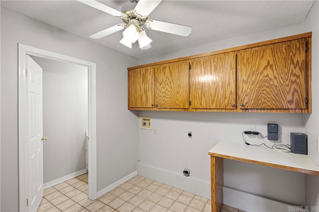 218 Canterbury Circle