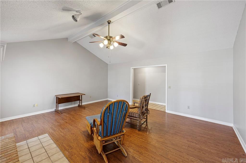 218 Canterbury Circle