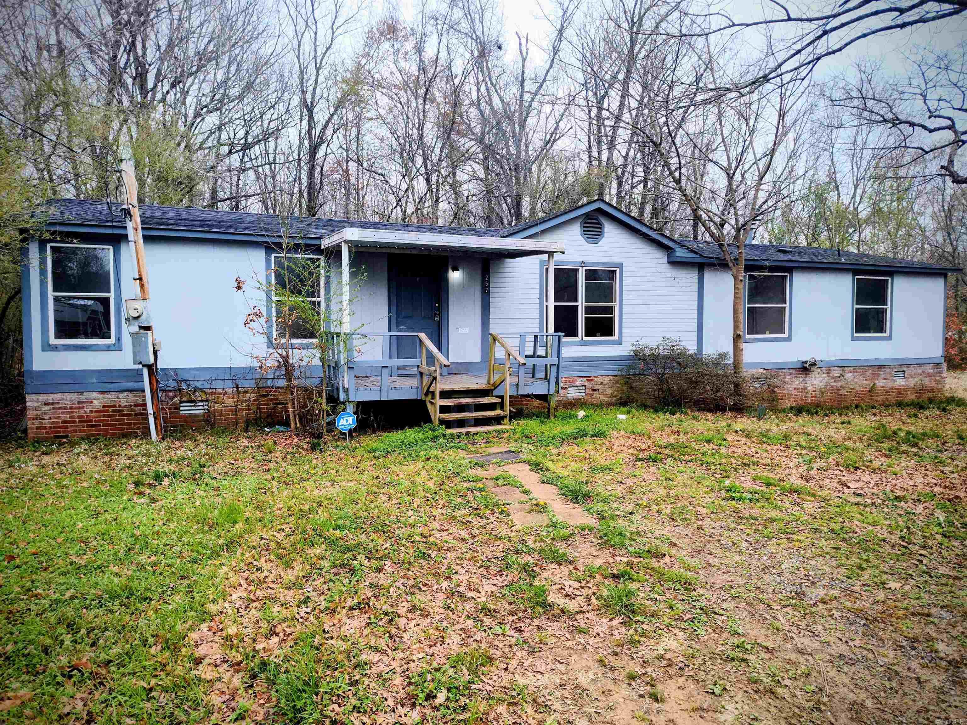 257 Bailey St.