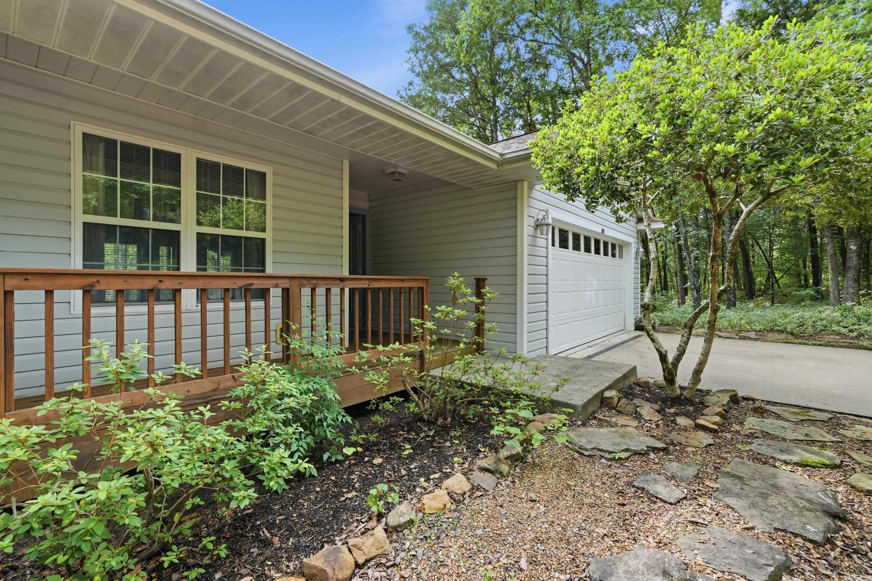 244 Lynn Creek