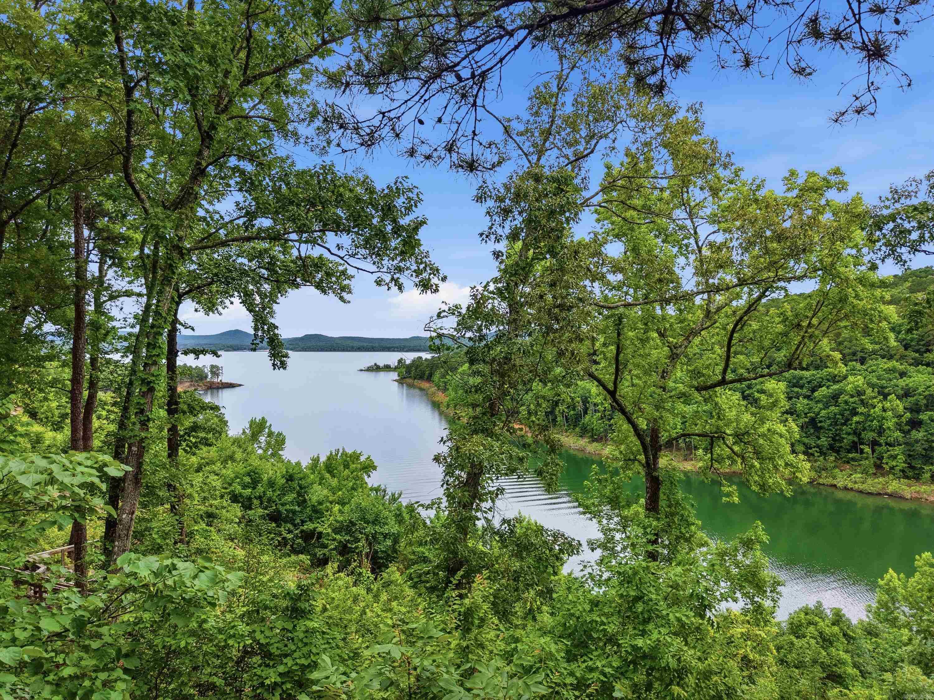 244 Lynn Creek