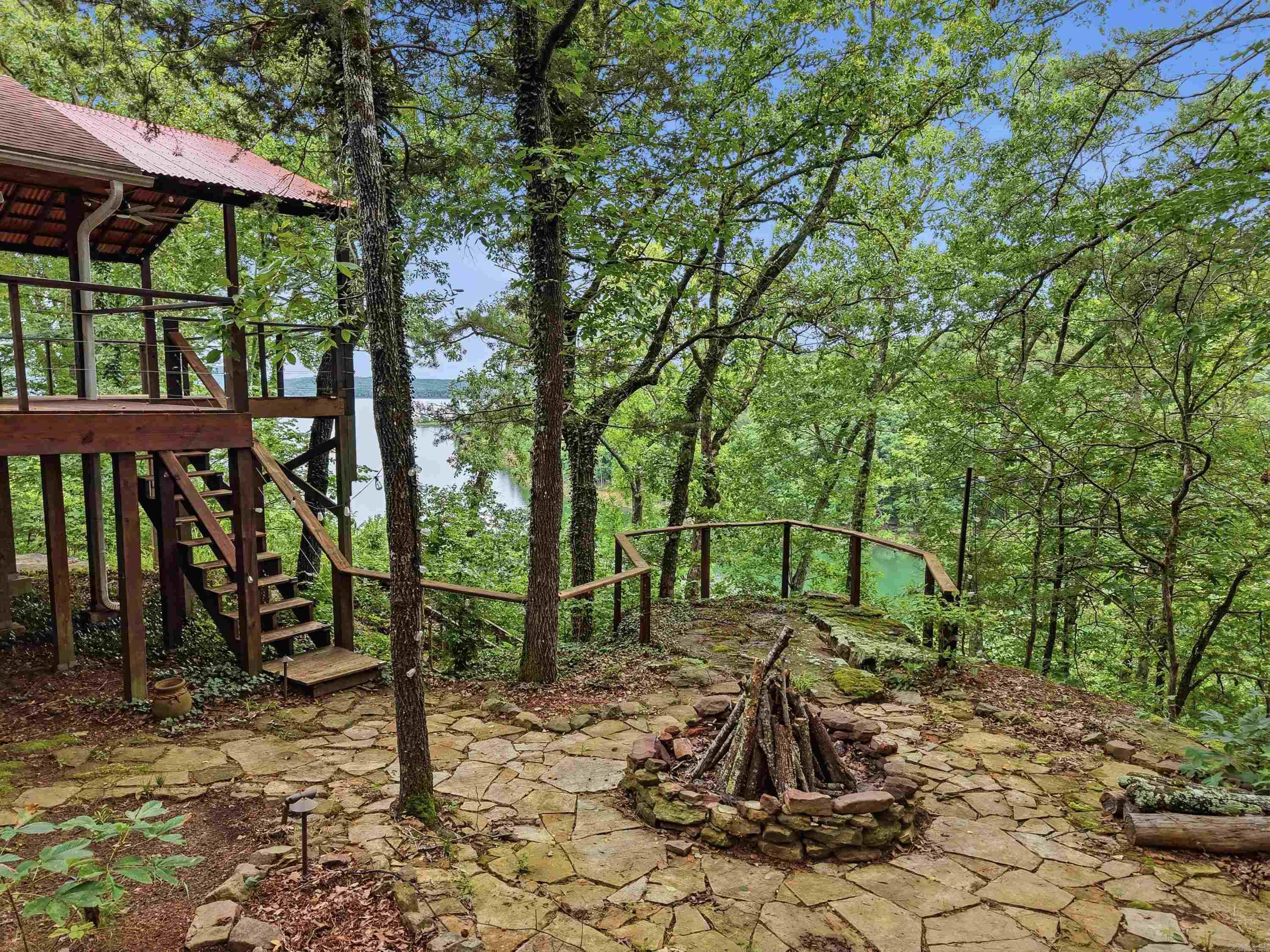 244 Lynn Creek