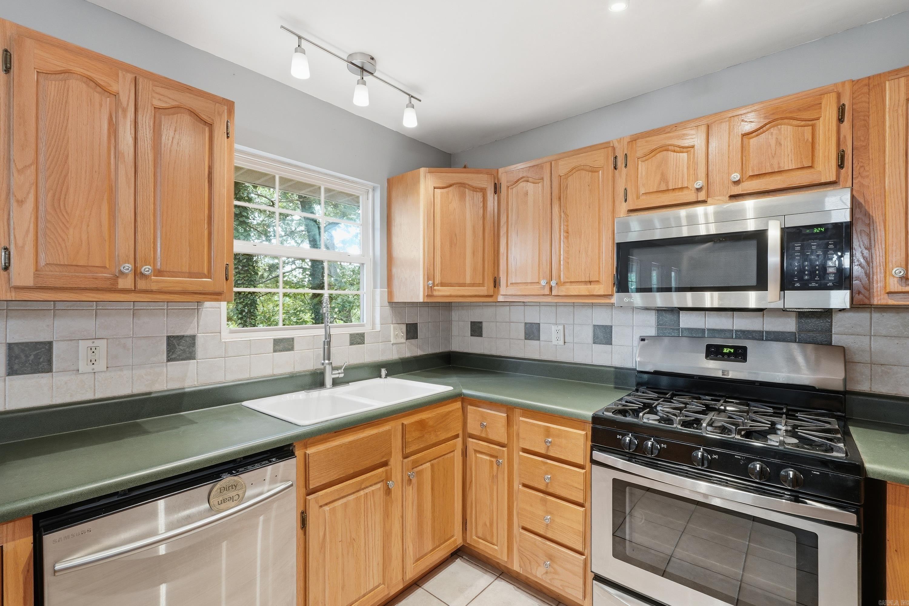 244 Lynn Creek