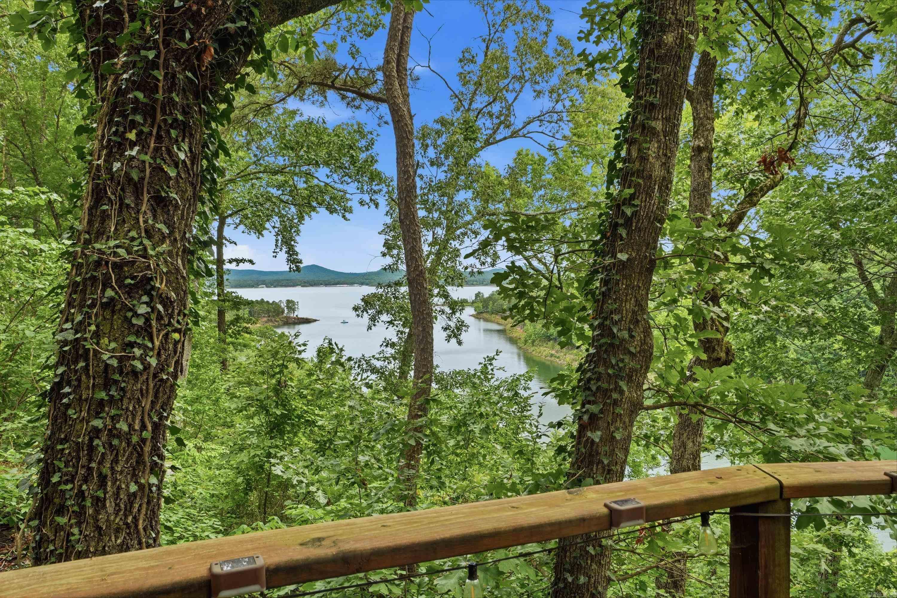 244 Lynn Creek