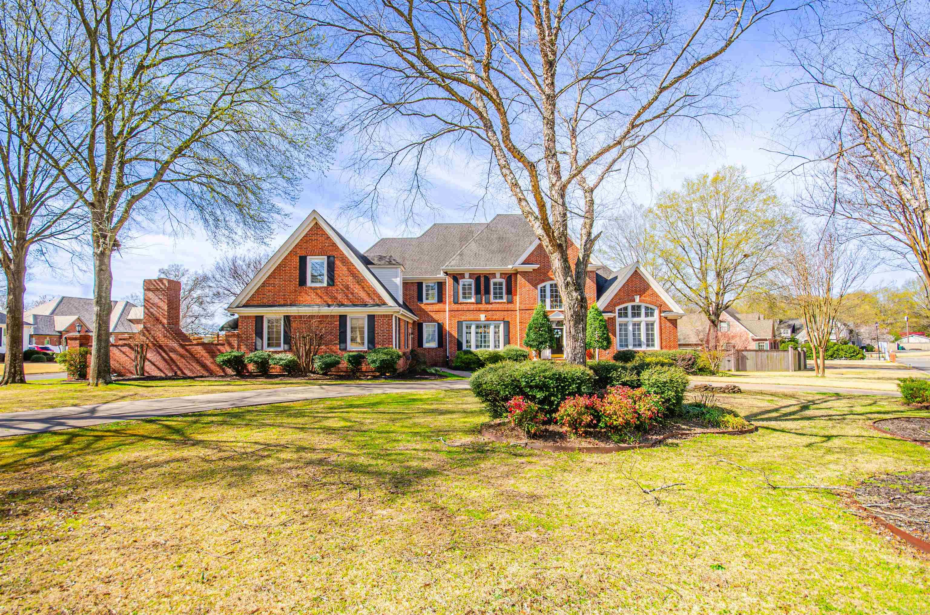 2585 Adamsbrooke Drive