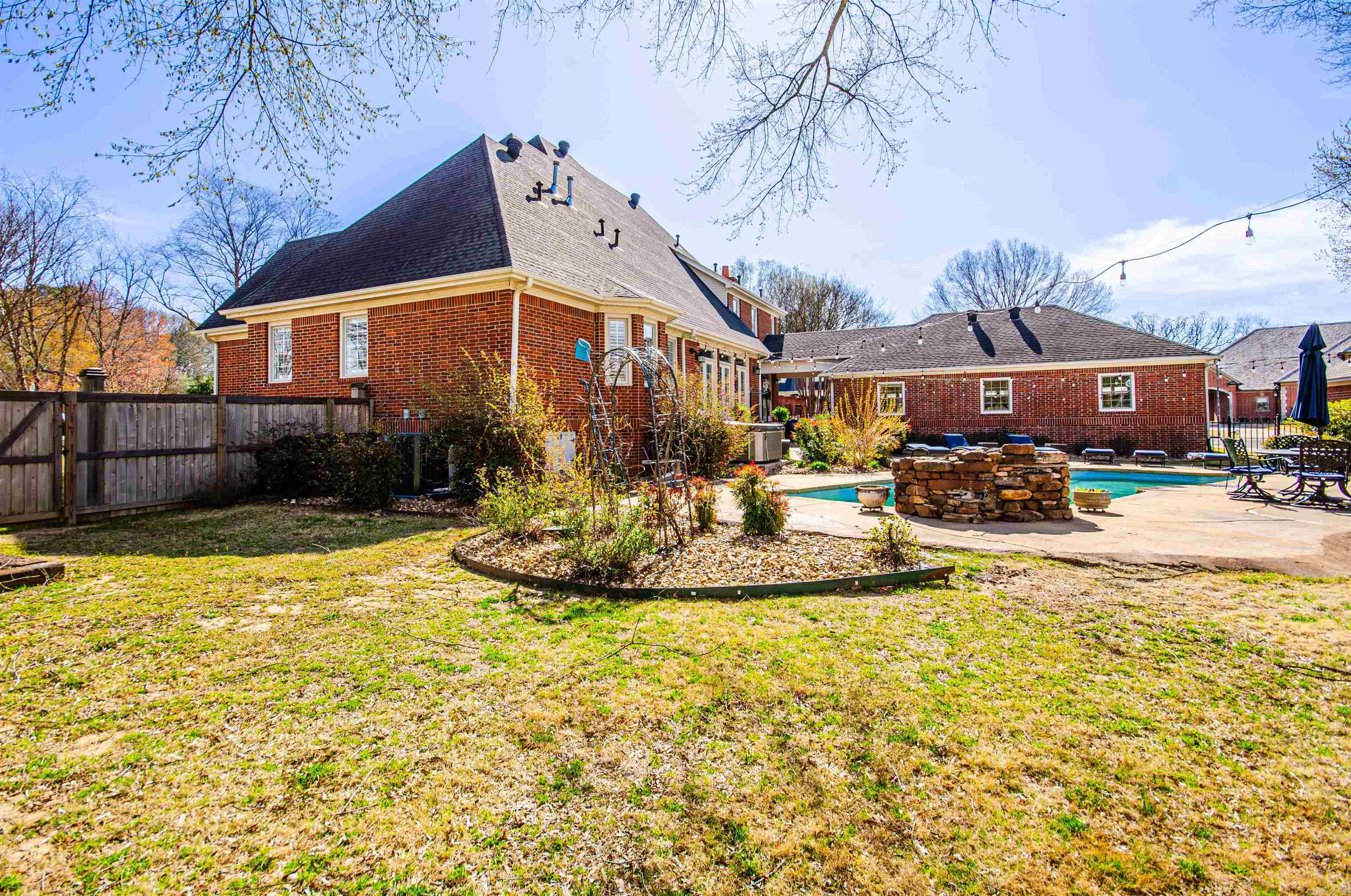 2585 Adamsbrooke Drive