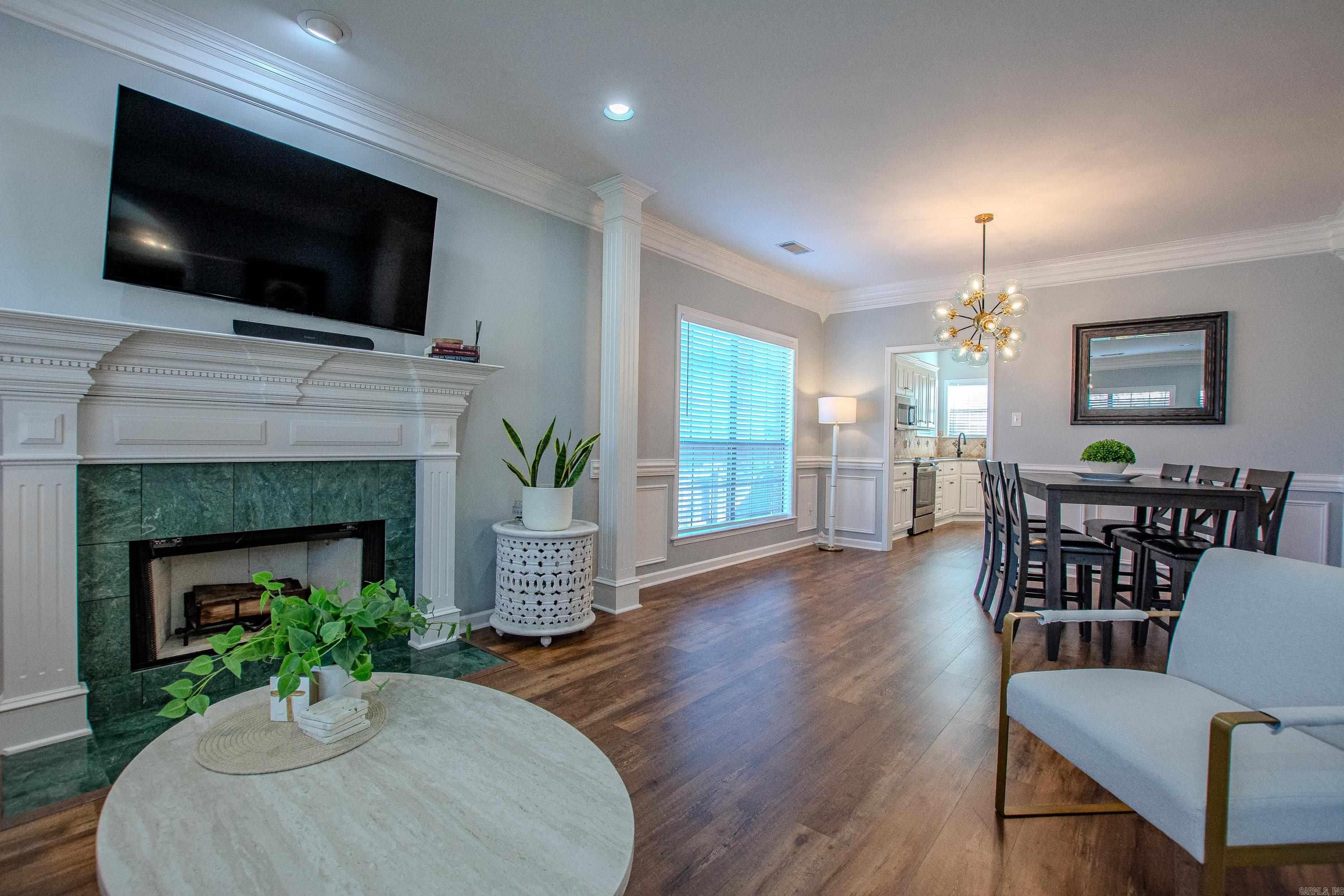 2015 Sawgrass Dr