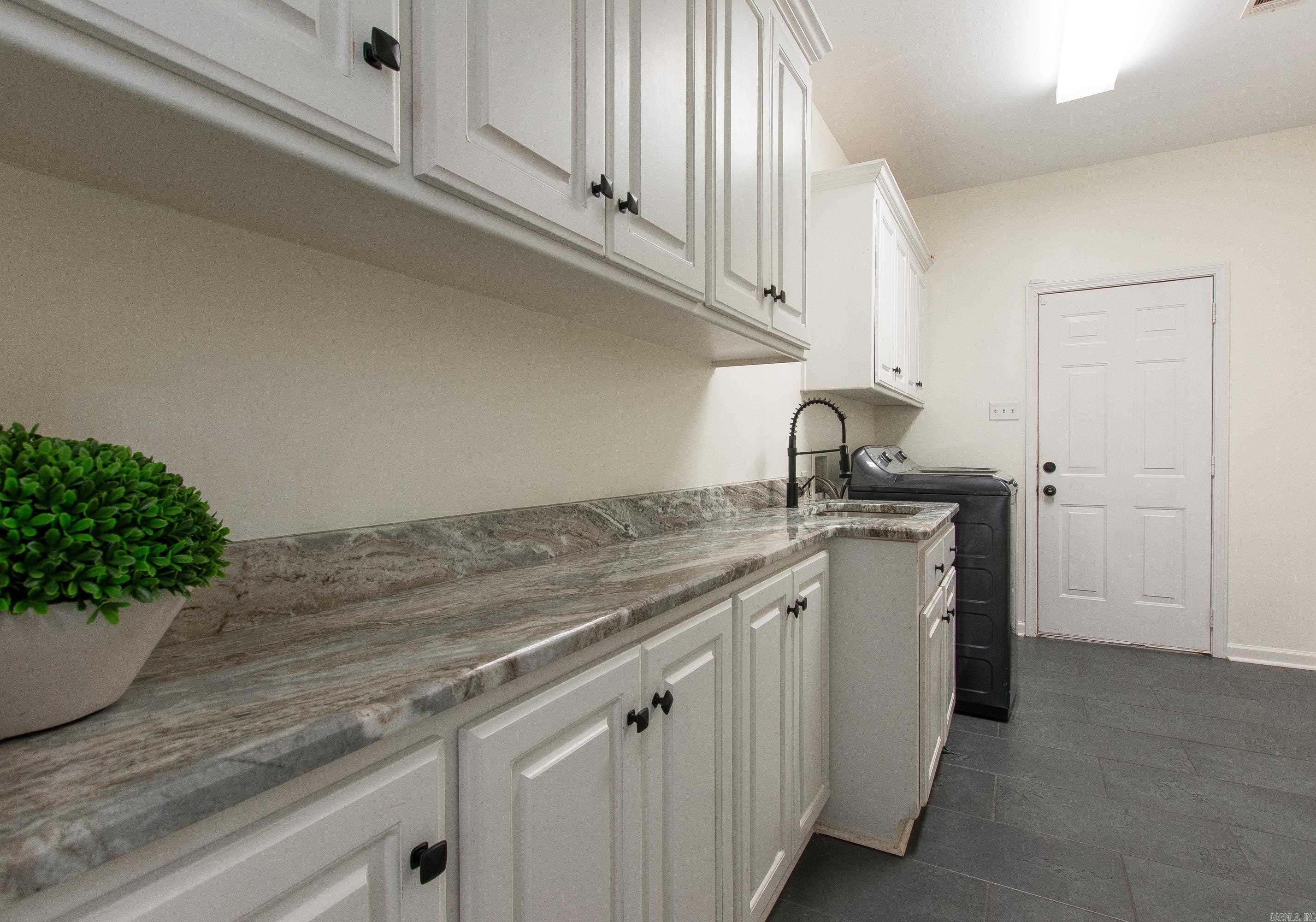 2015 Sawgrass Dr