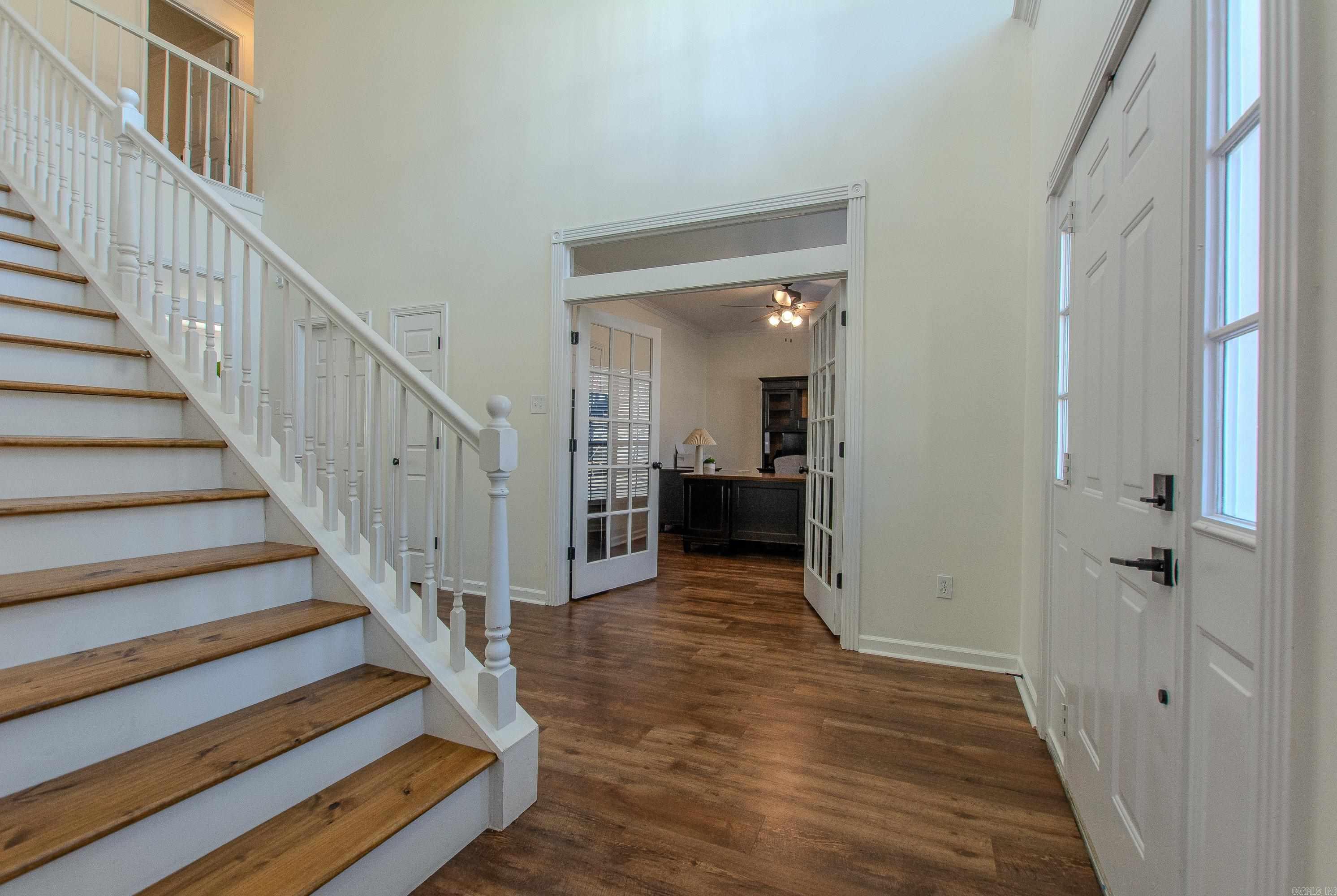 2015 Sawgrass Dr