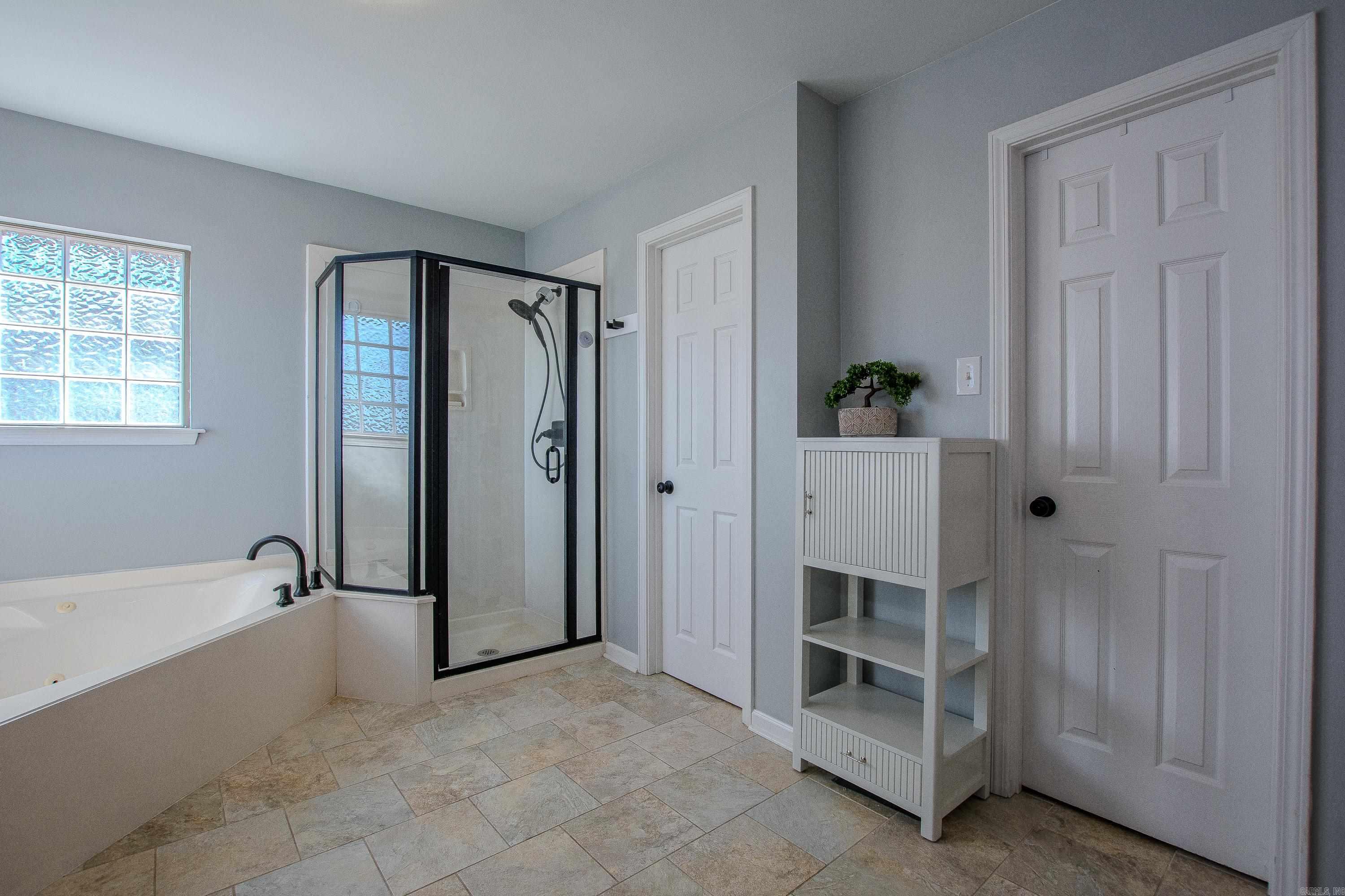 2015 Sawgrass Dr