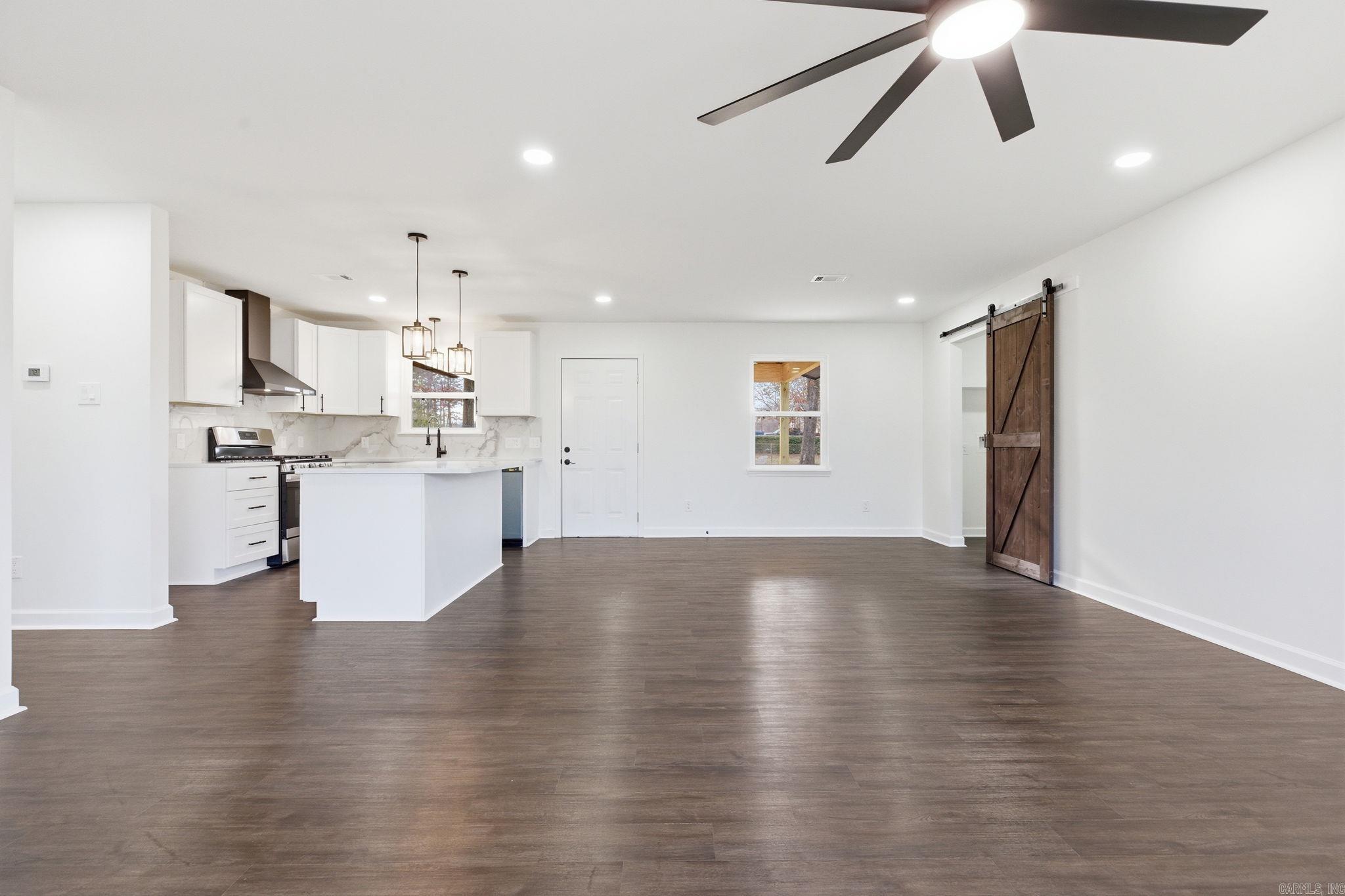 302 Oak Lane