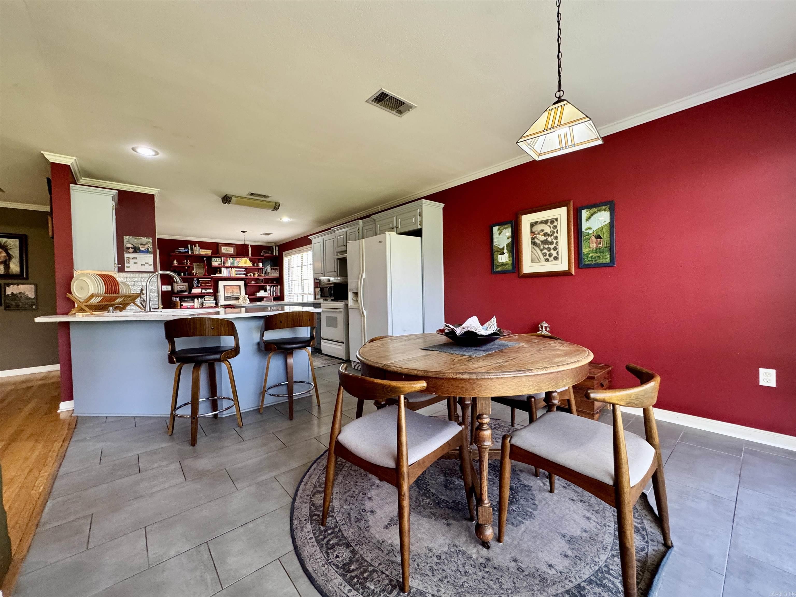 1510 Freyaldenhoven Lane