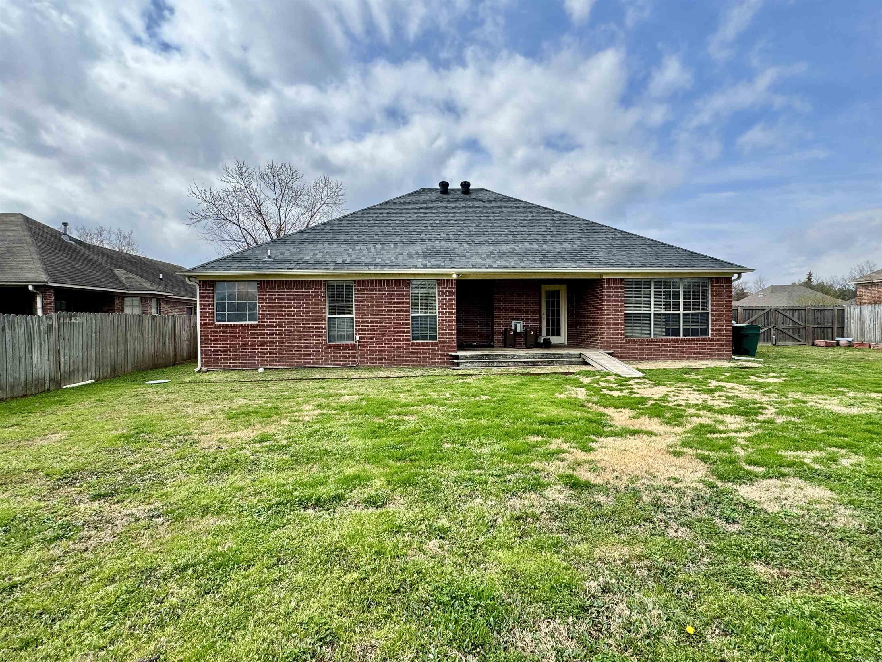 1510 Freyaldenhoven Lane