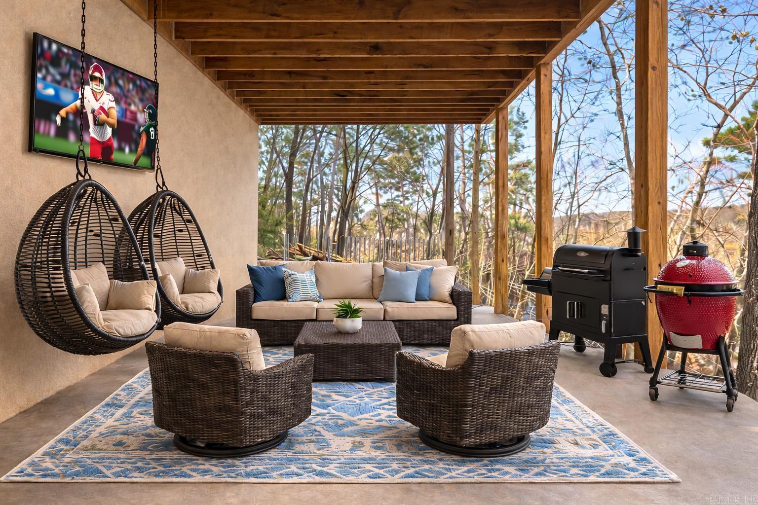 349 The Bluffs Drive