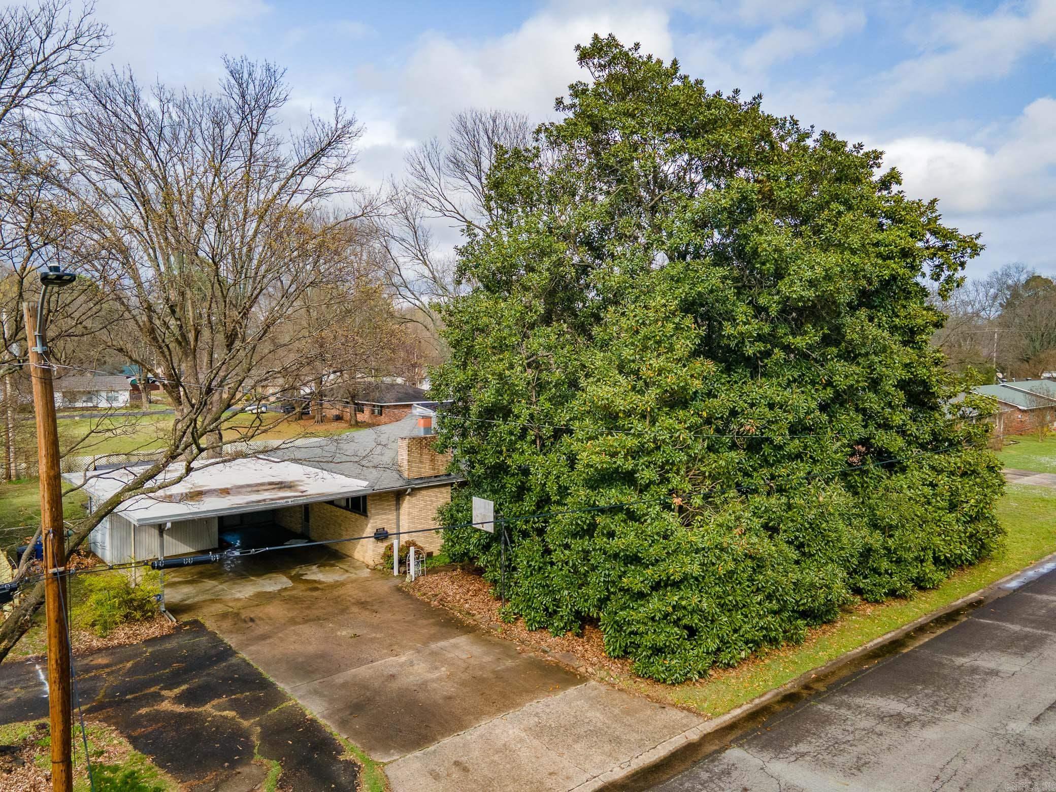 610 Fourth Street