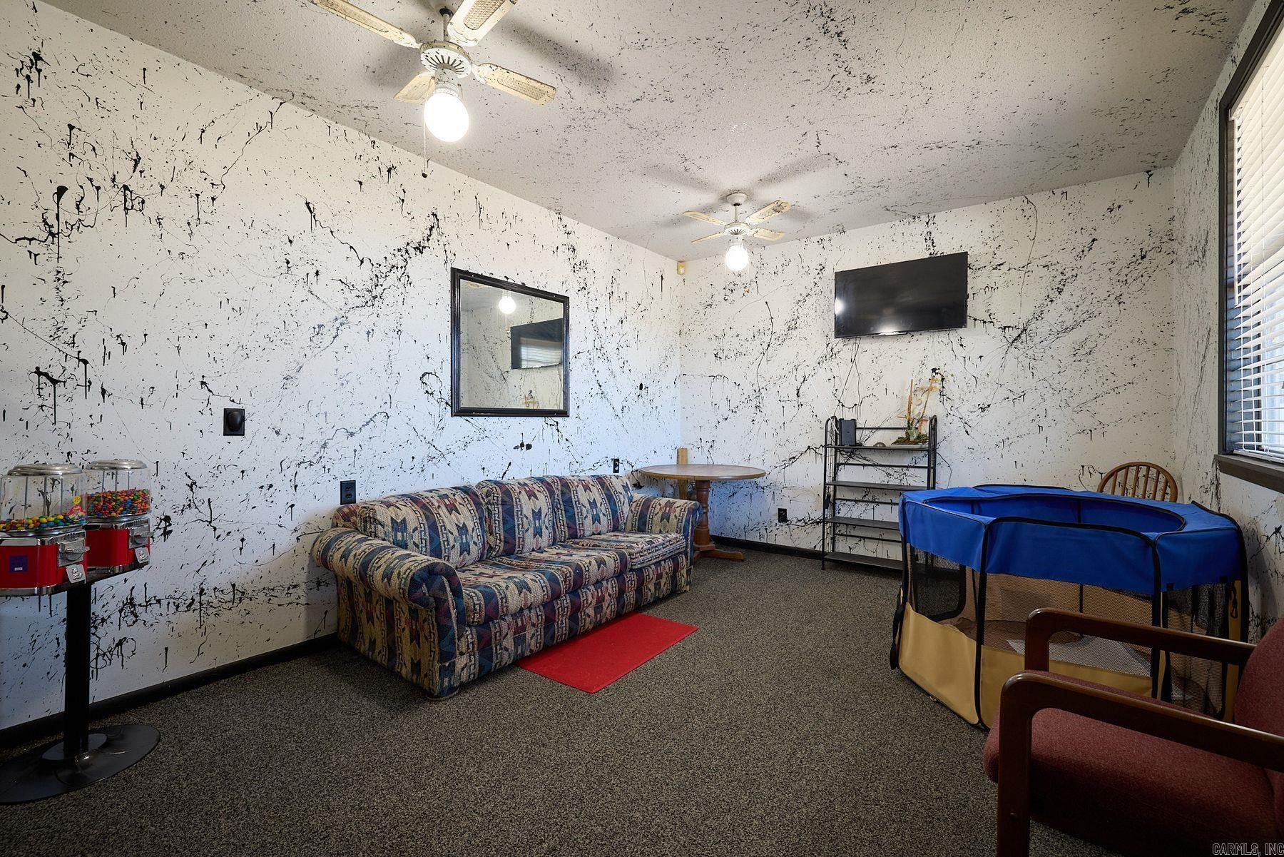 1100 N Reynolds Road