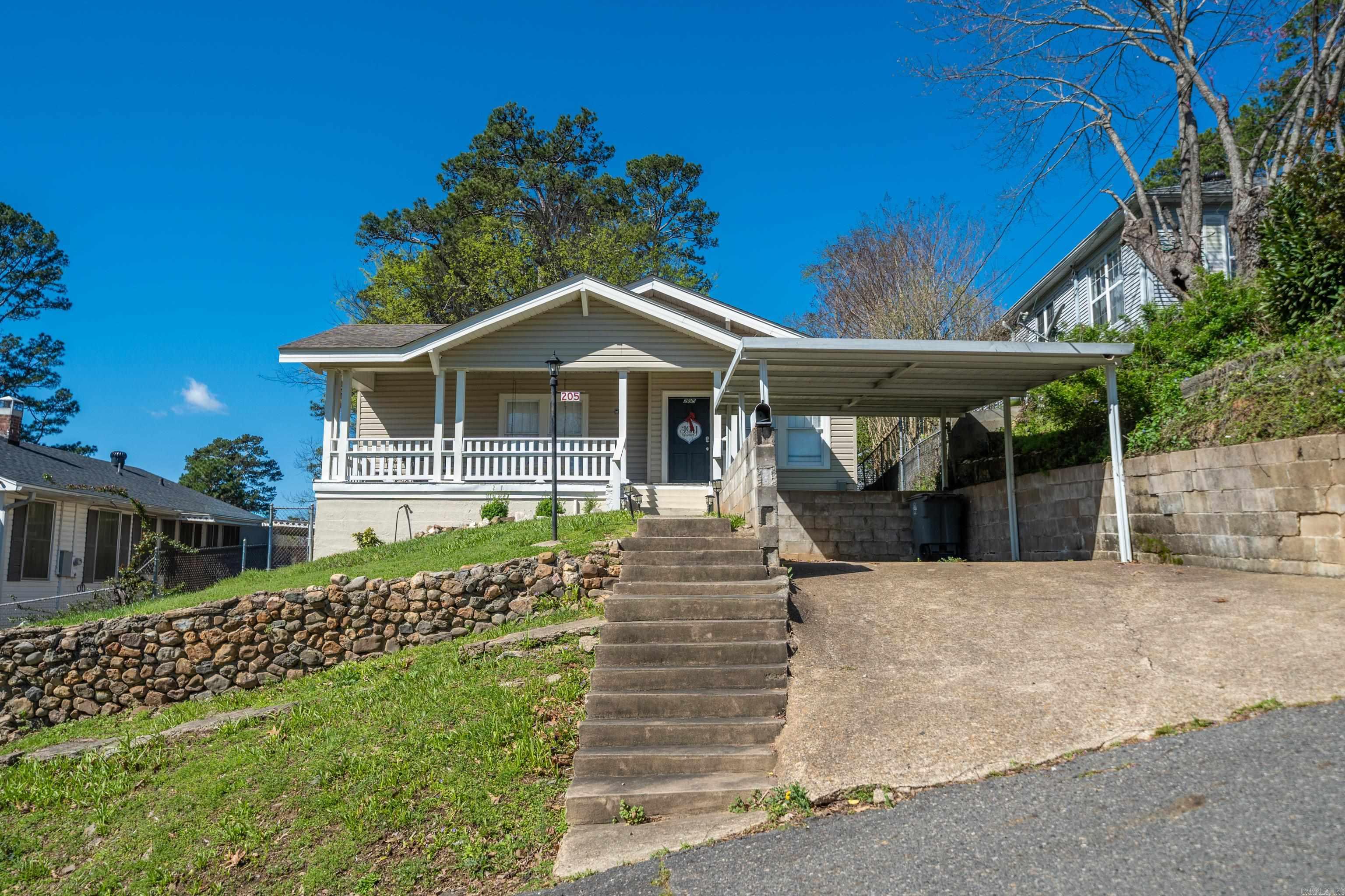 205 Reid Street