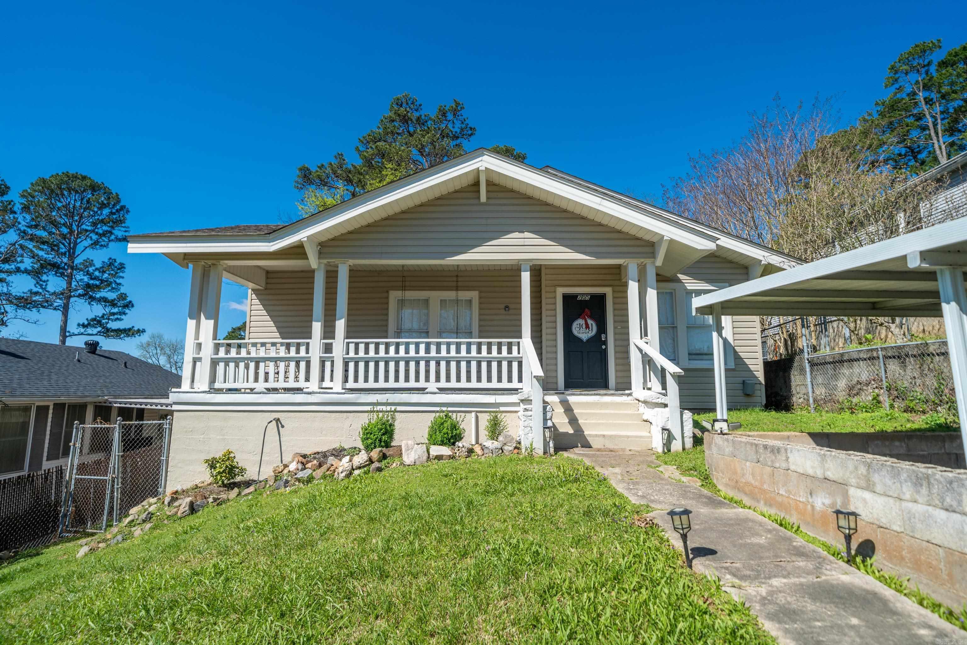205 Reid Street