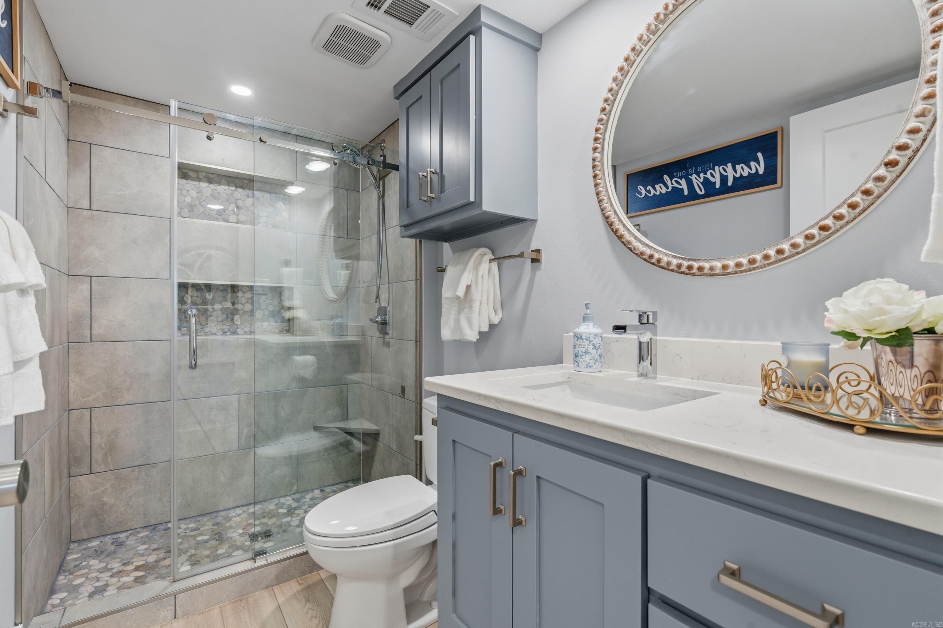 1134 Twin Points Road, E5